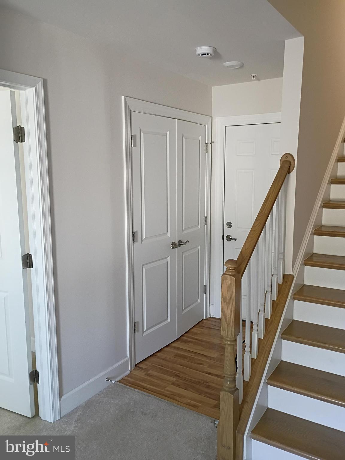 GATEWAY WEST - Residential