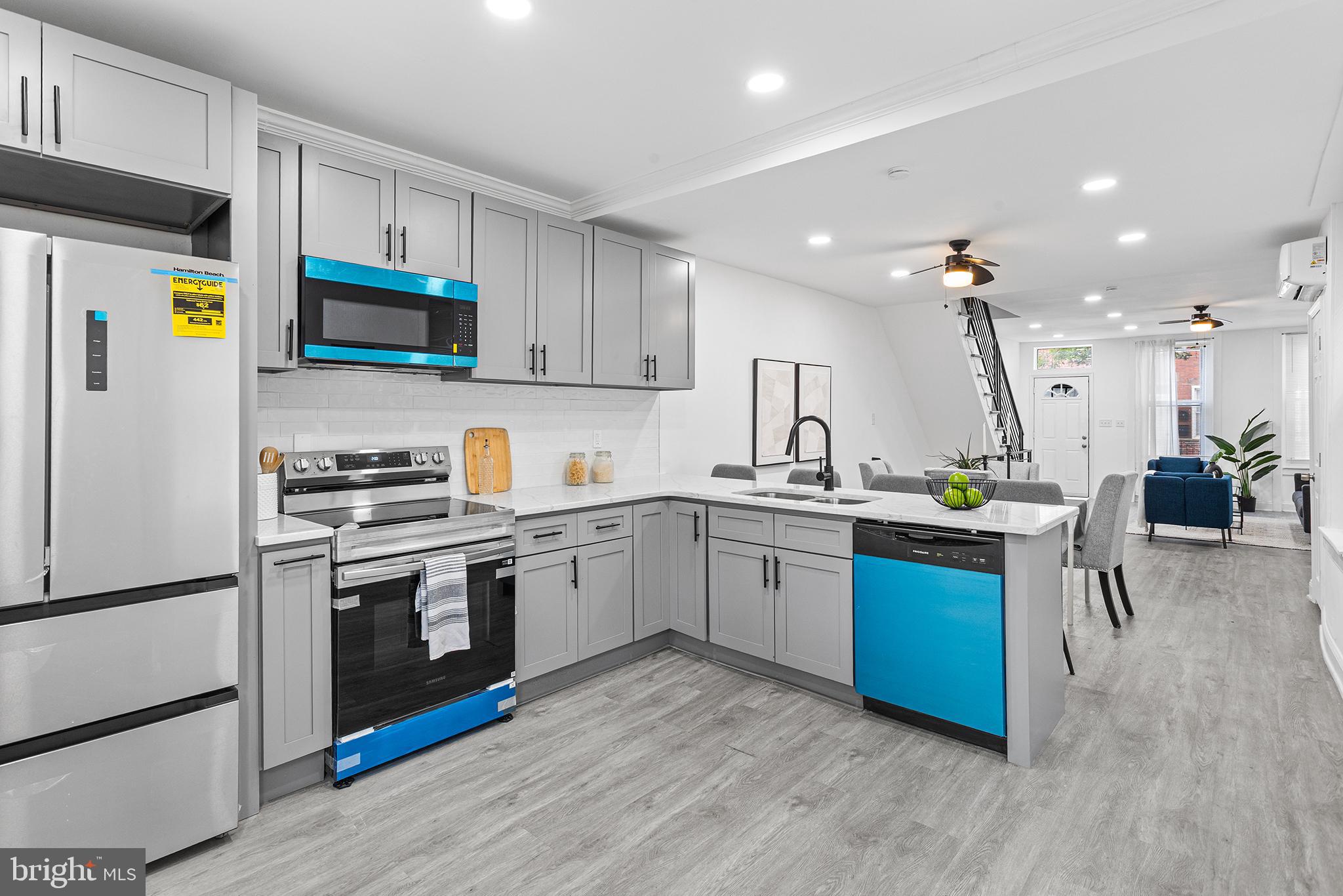 POINT BREEZE - Residential
