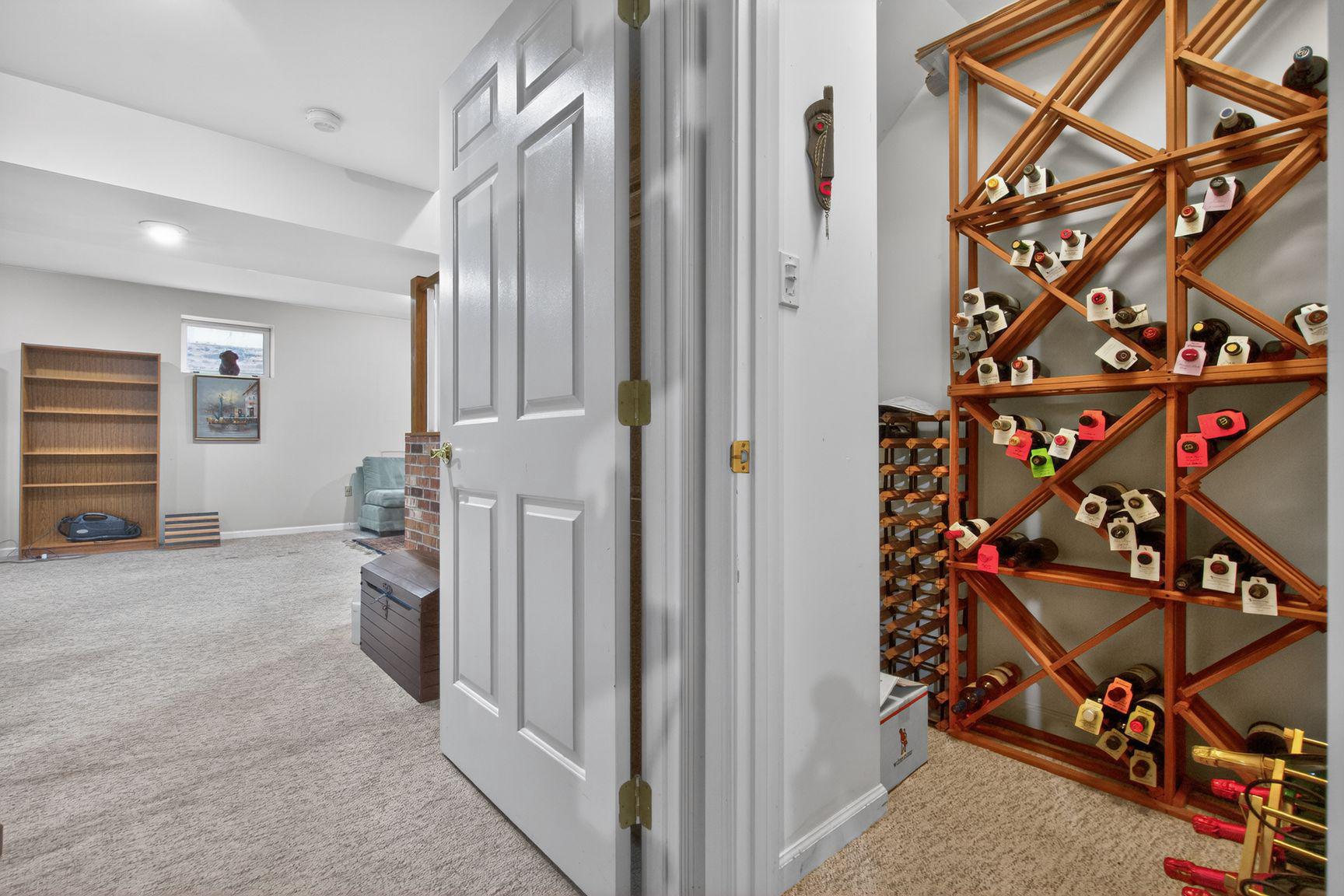 LAKEWOOD ESTATES - Residential