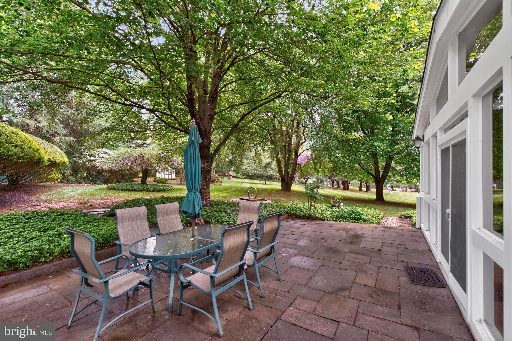 LAKEWOOD ESTATES - Residential