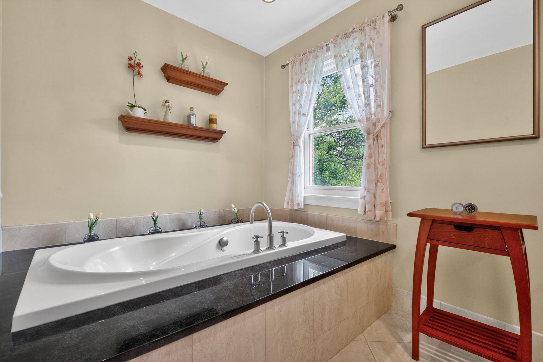 LAKEWOOD ESTATES - Residential