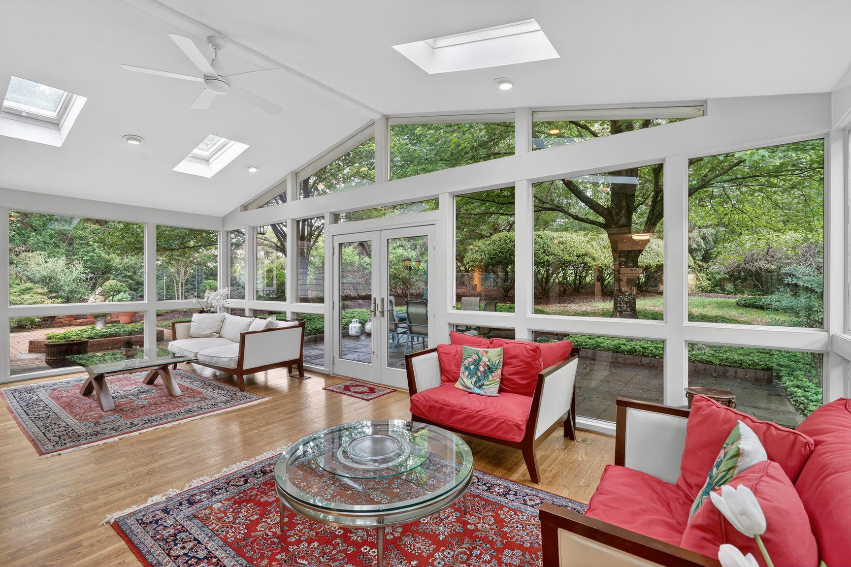 LAKEWOOD ESTATES - Residential