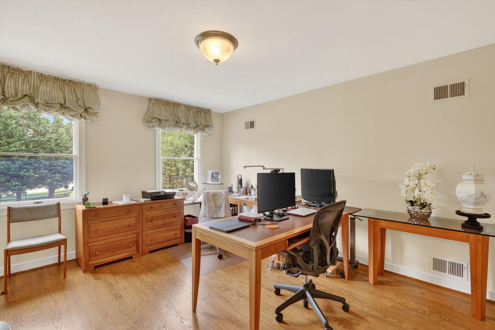LAKEWOOD ESTATES - Residential