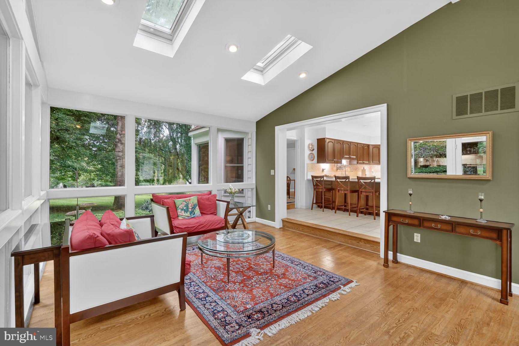 LAKEWOOD ESTATES - Residential