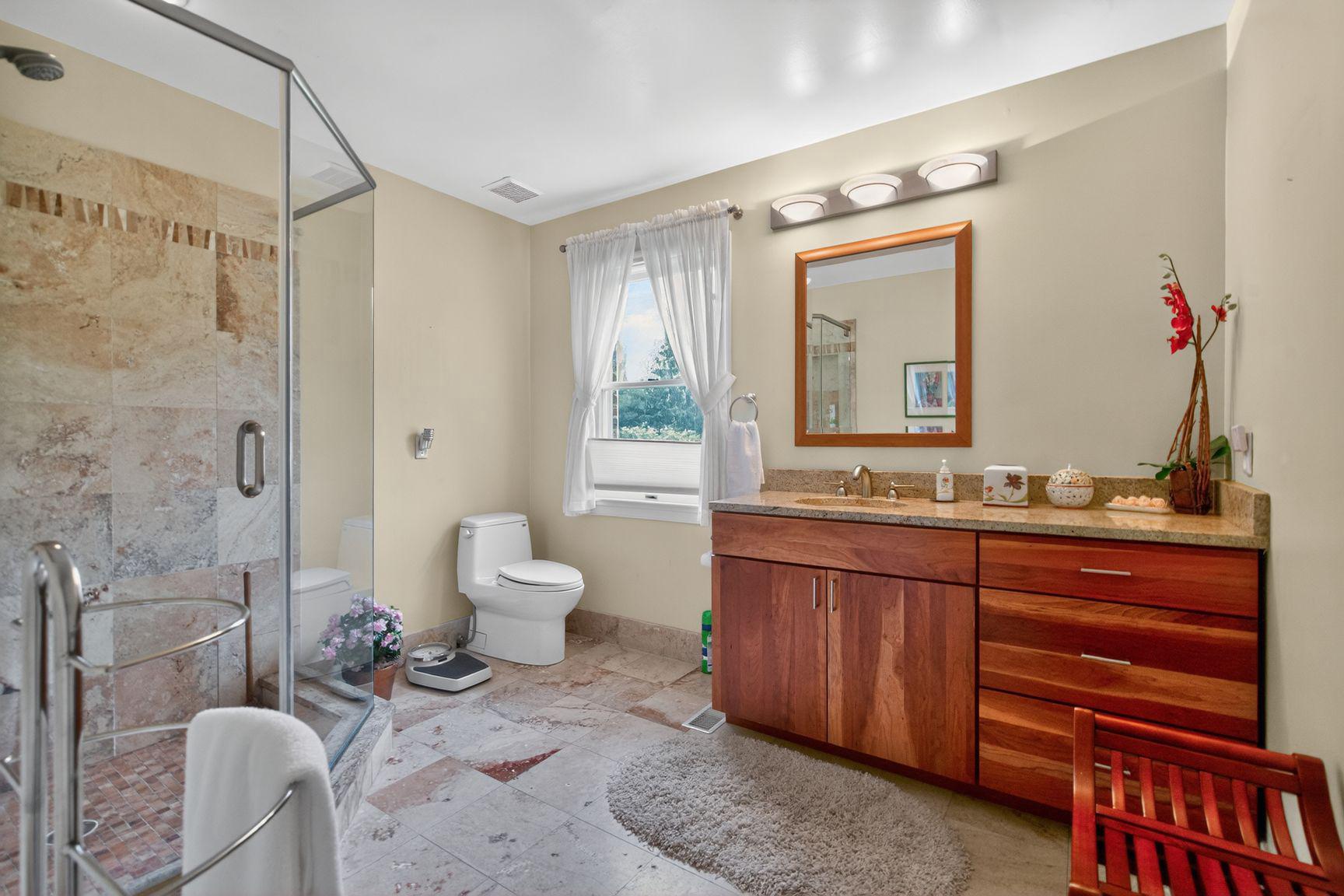 LAKEWOOD ESTATES - Residential
