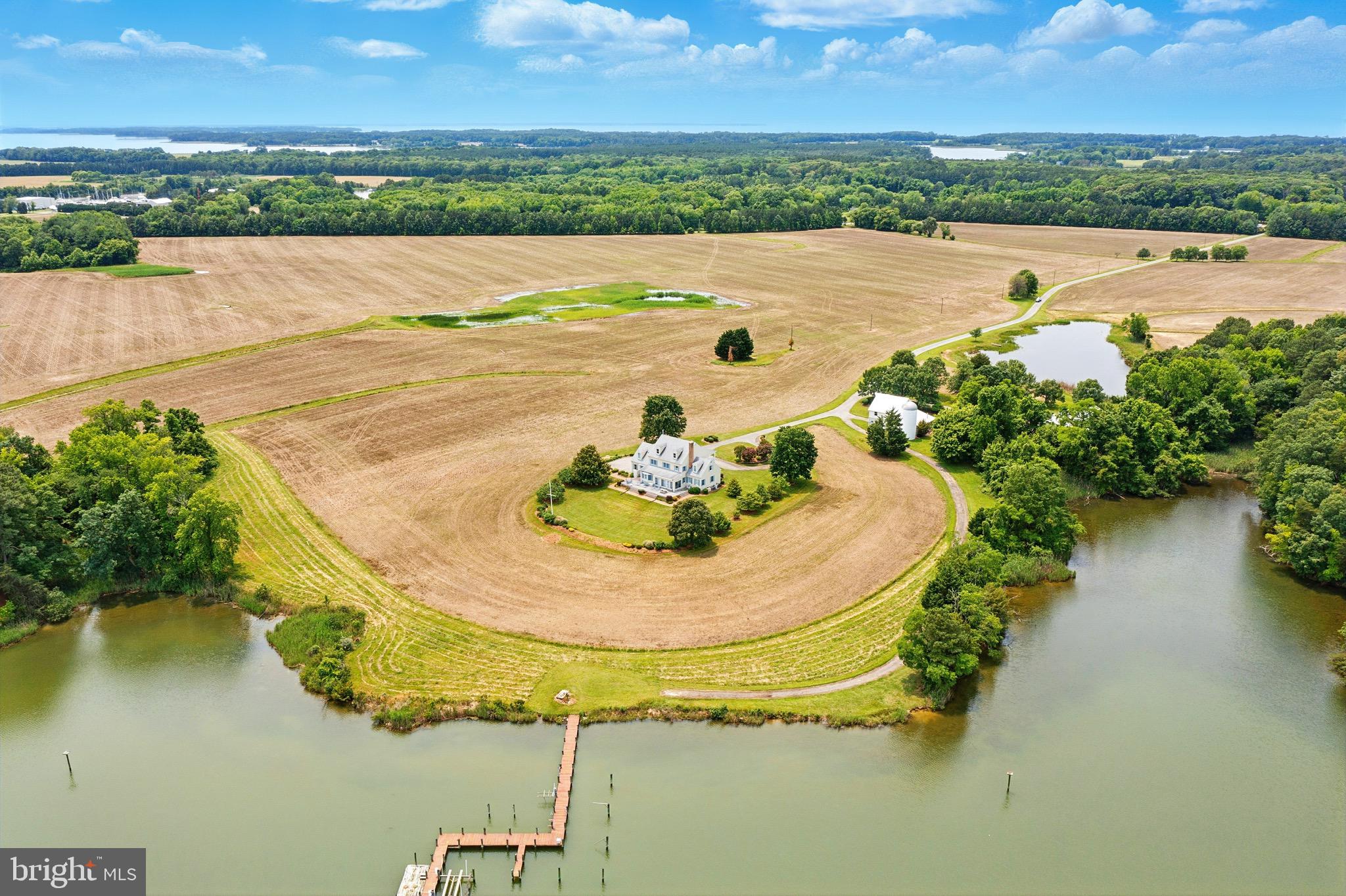 PINEY NECK - Farm