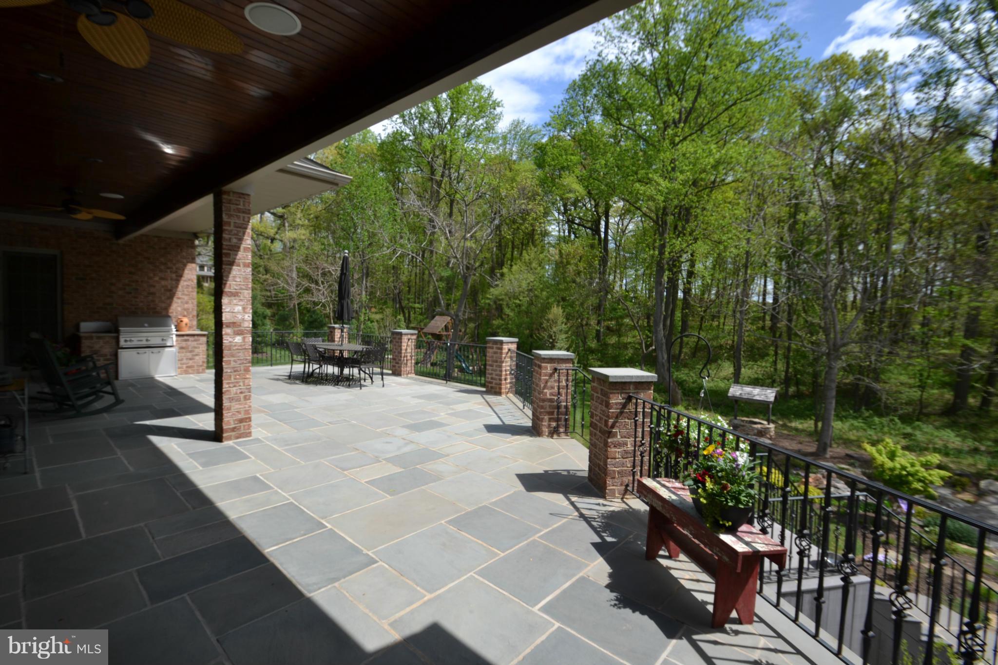 HIGHLAND - Residential