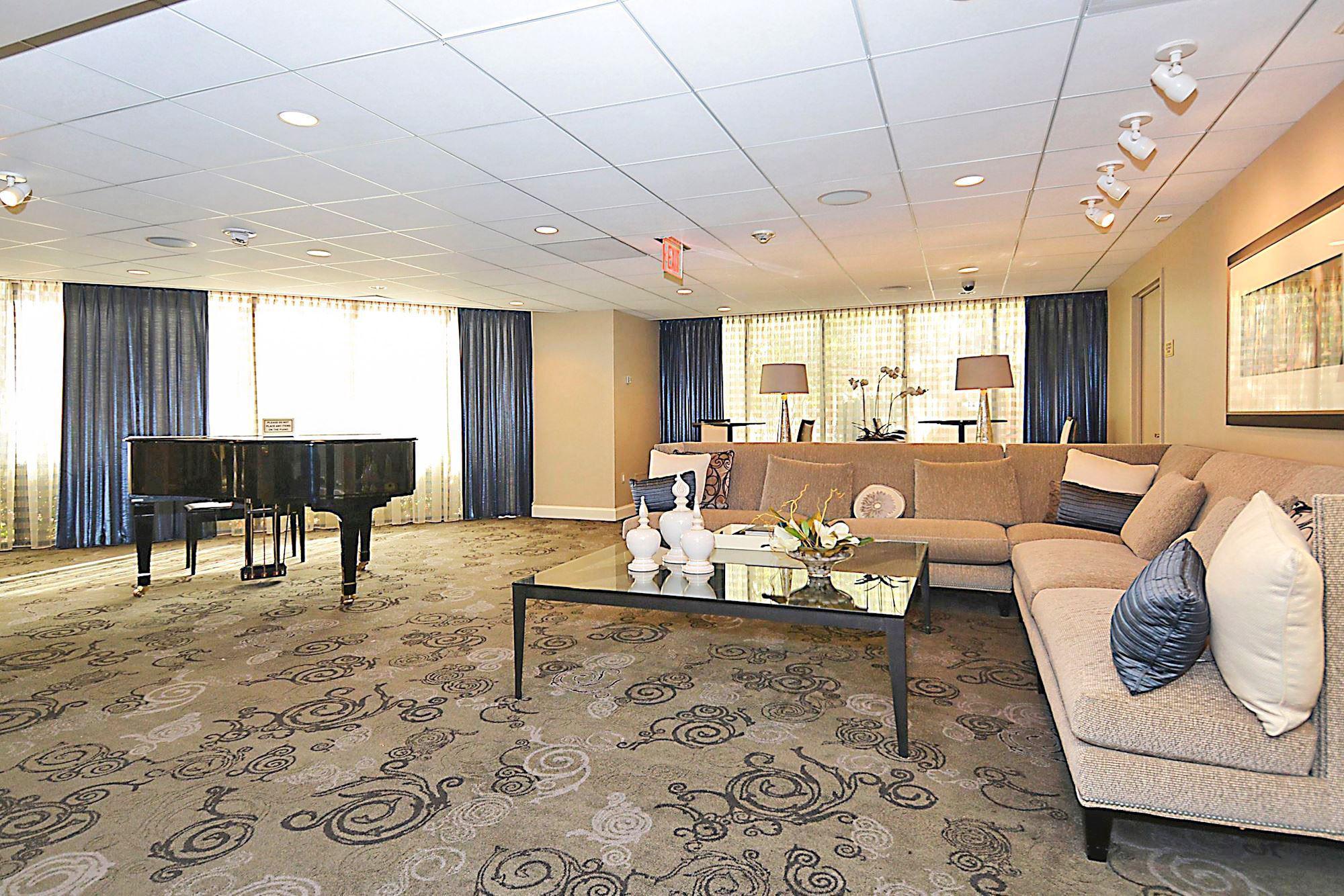THE ELIZABETH - Residential