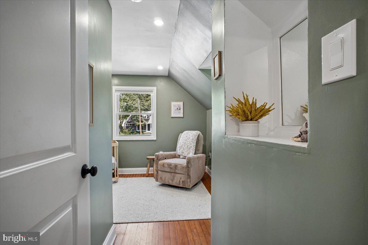 BUCKNELL MANOR - Residential