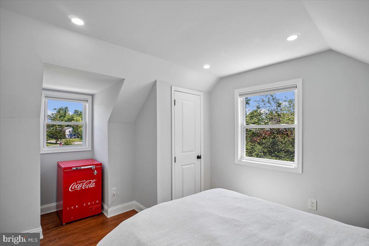 BUCKNELL MANOR - Residential