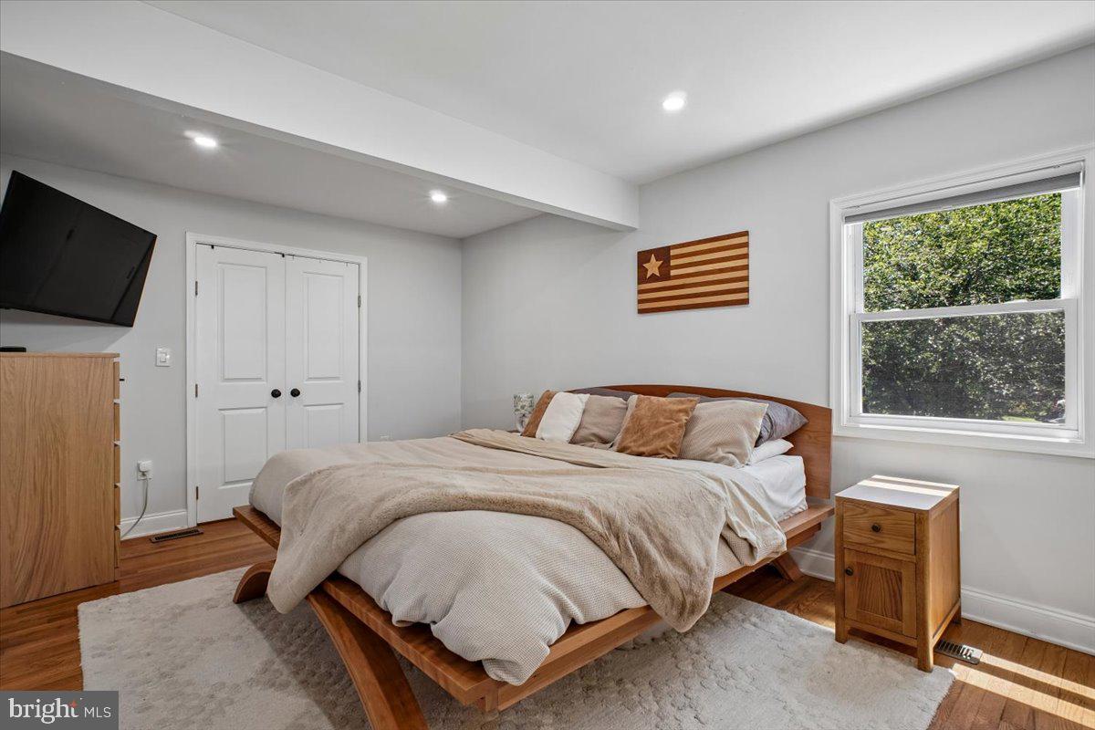 BUCKNELL MANOR - Residential
