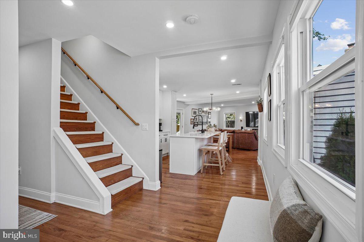 BUCKNELL MANOR - Residential