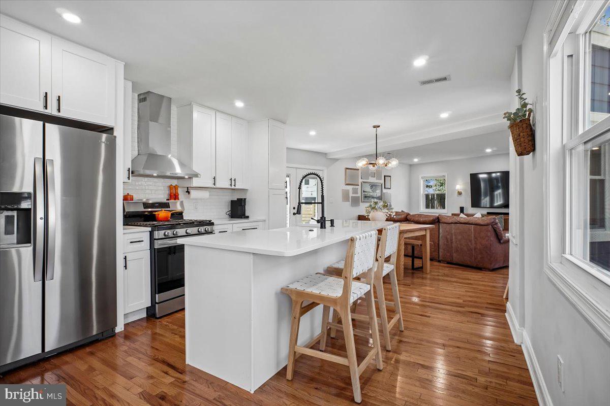 BUCKNELL MANOR - Residential