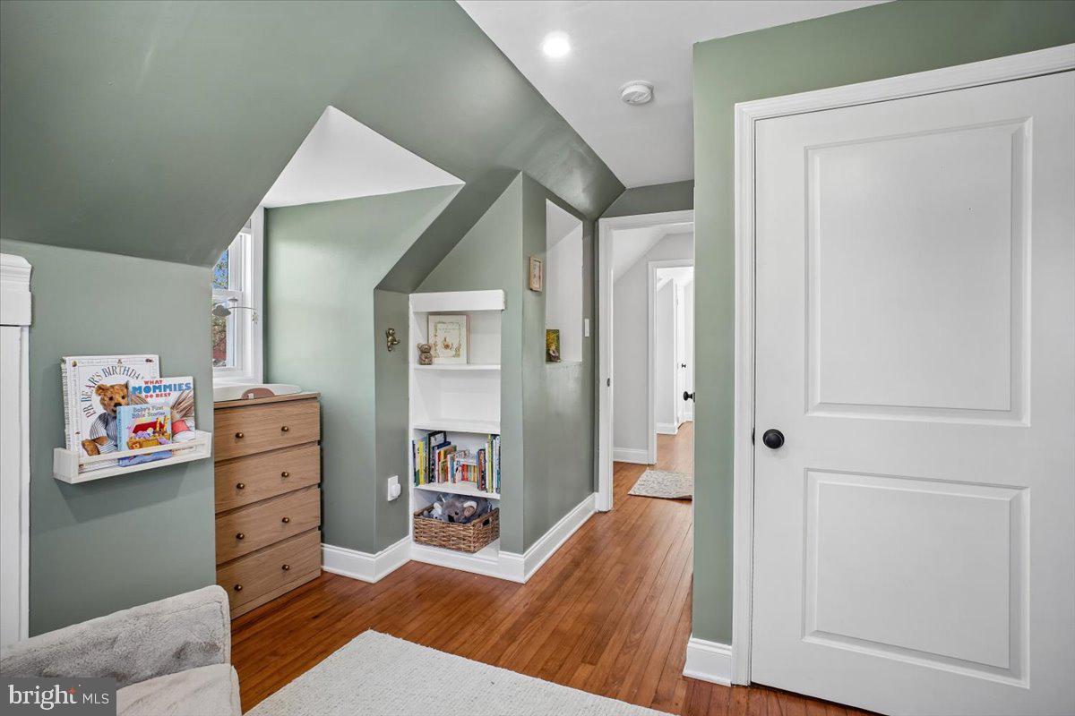 BUCKNELL MANOR - Residential
