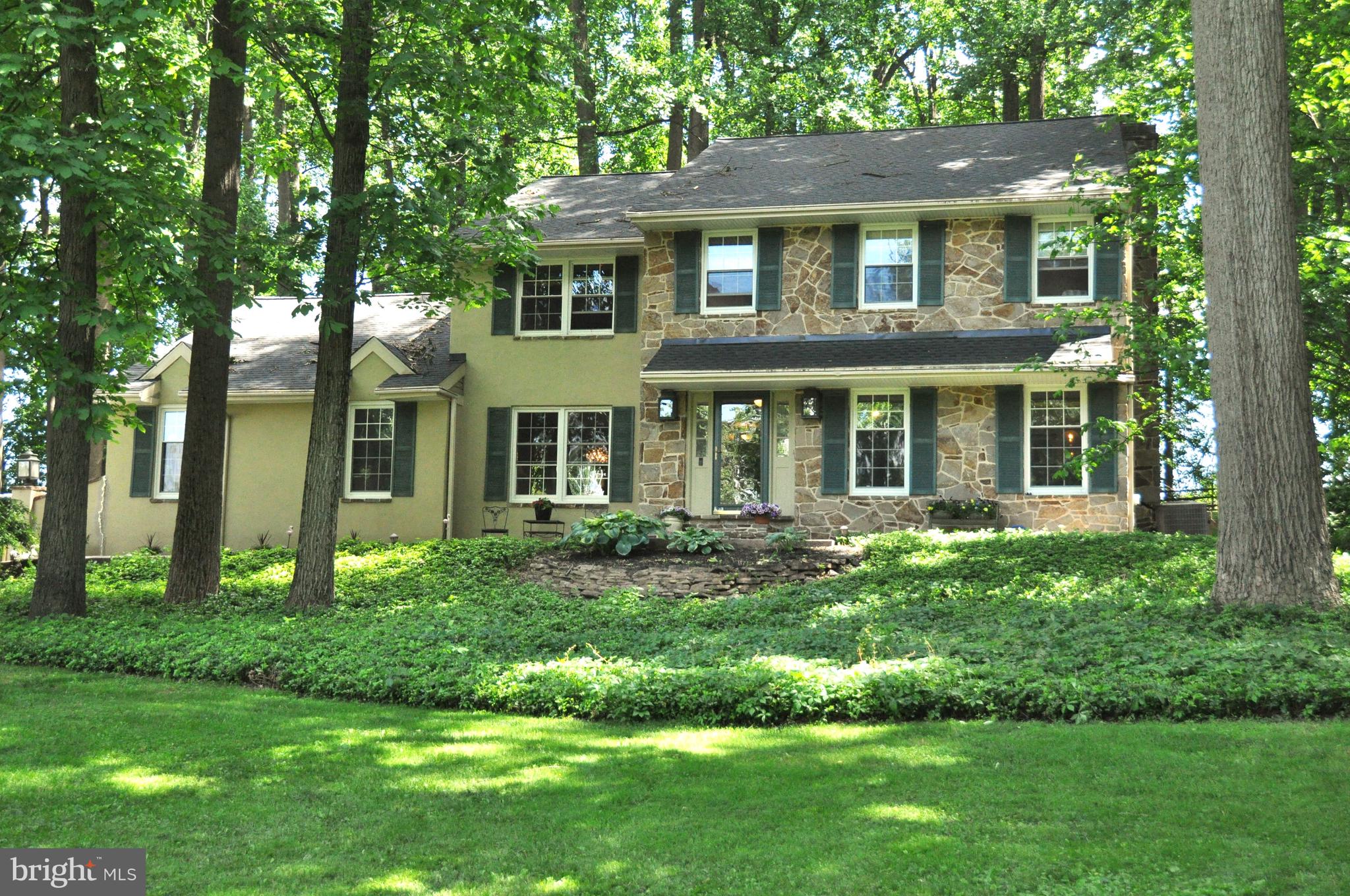 QUAIL HILL - Residential