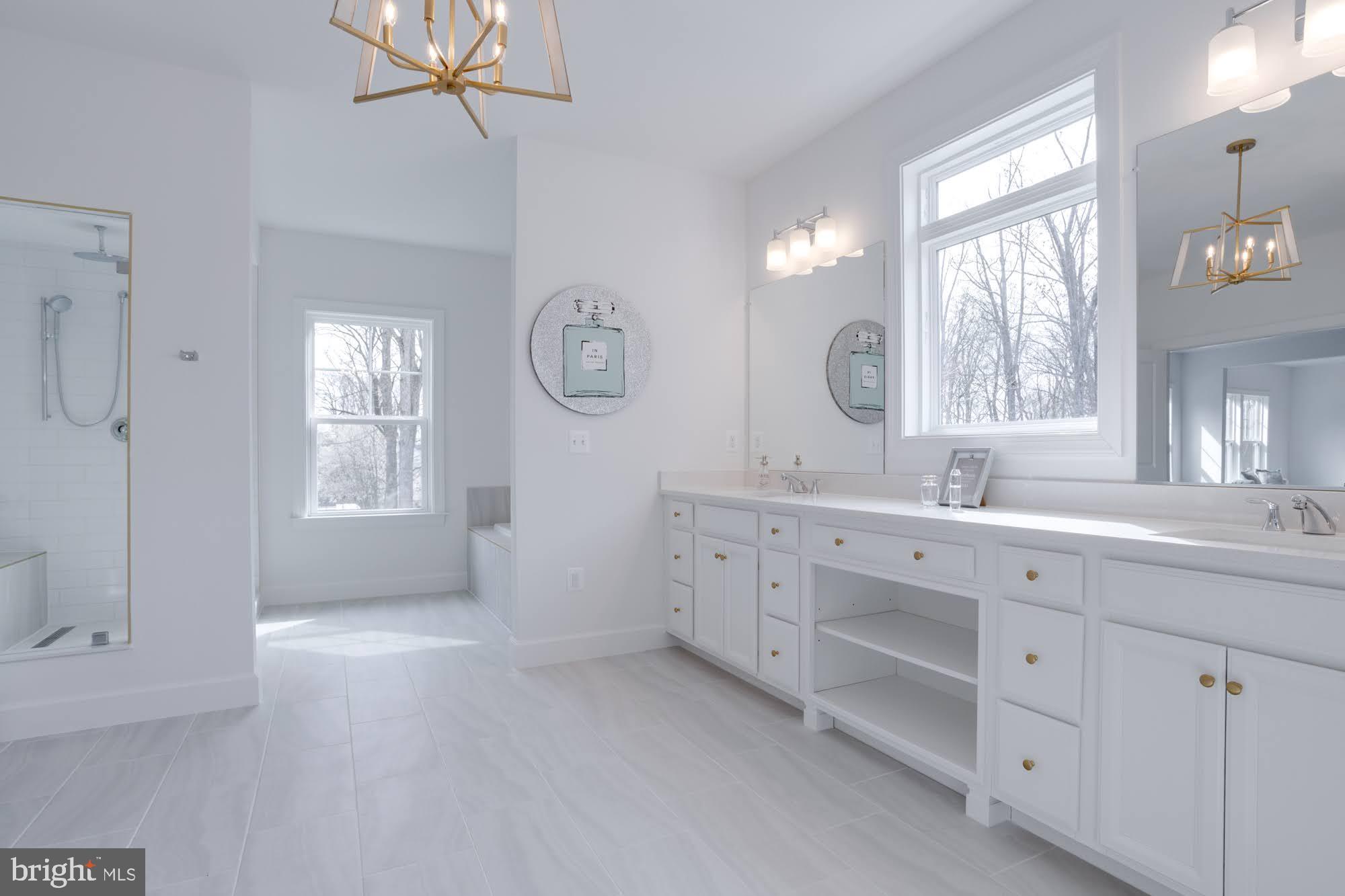 FAIRFAX ACRES - Residential