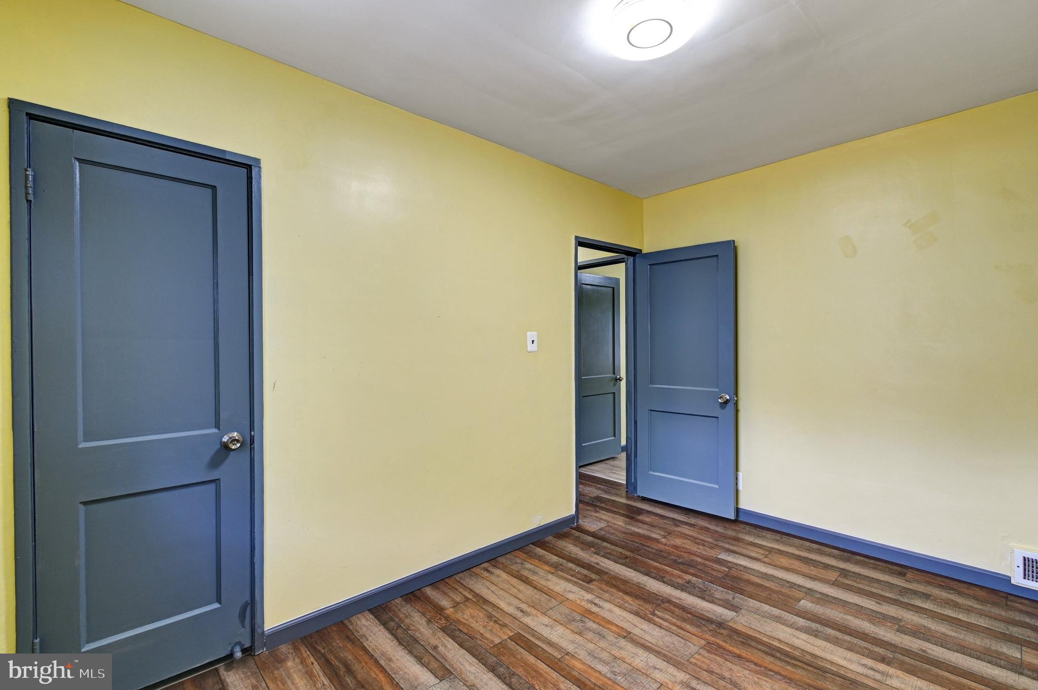 BROOKLYN - Residential