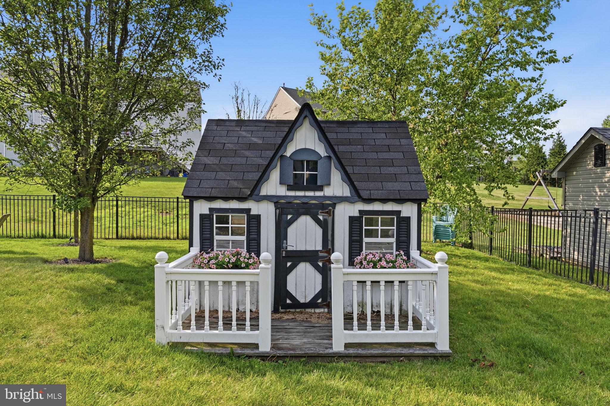 BELLA VISTA - Residential