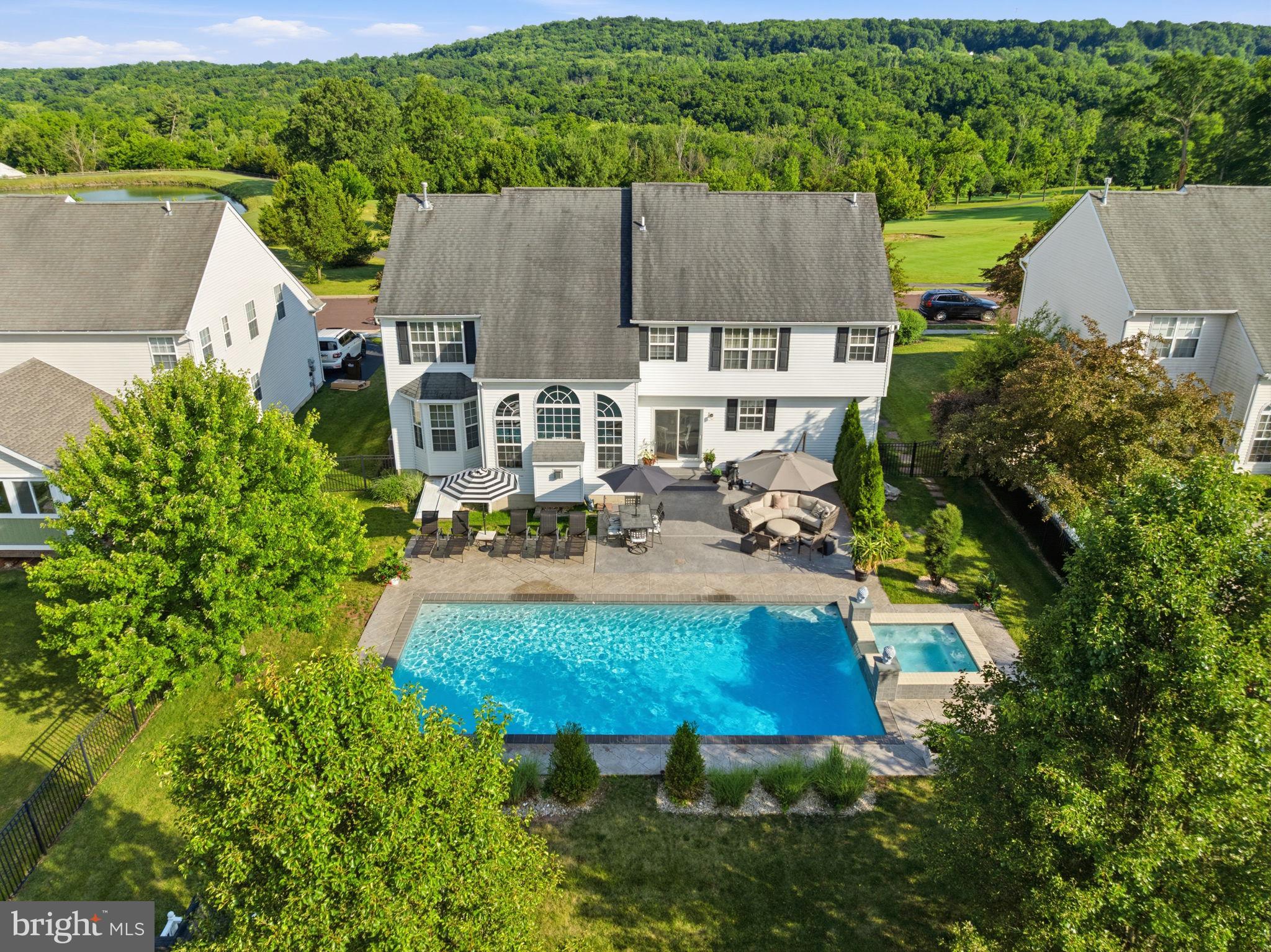 BELLA VISTA - Residential