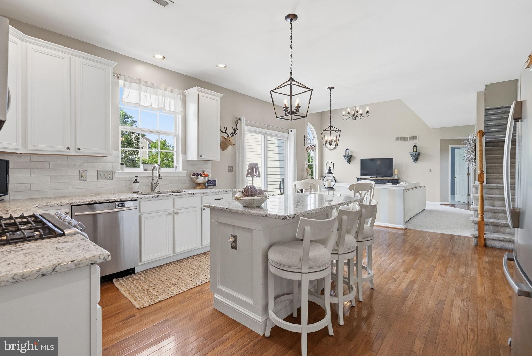 BELLA VISTA - Residential