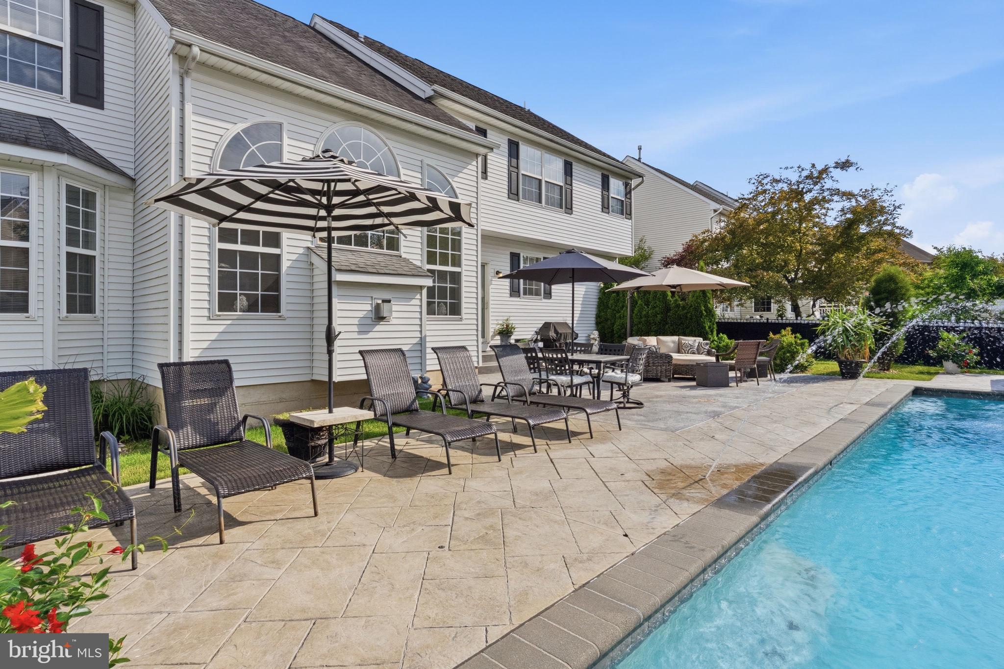 BELLA VISTA - Residential