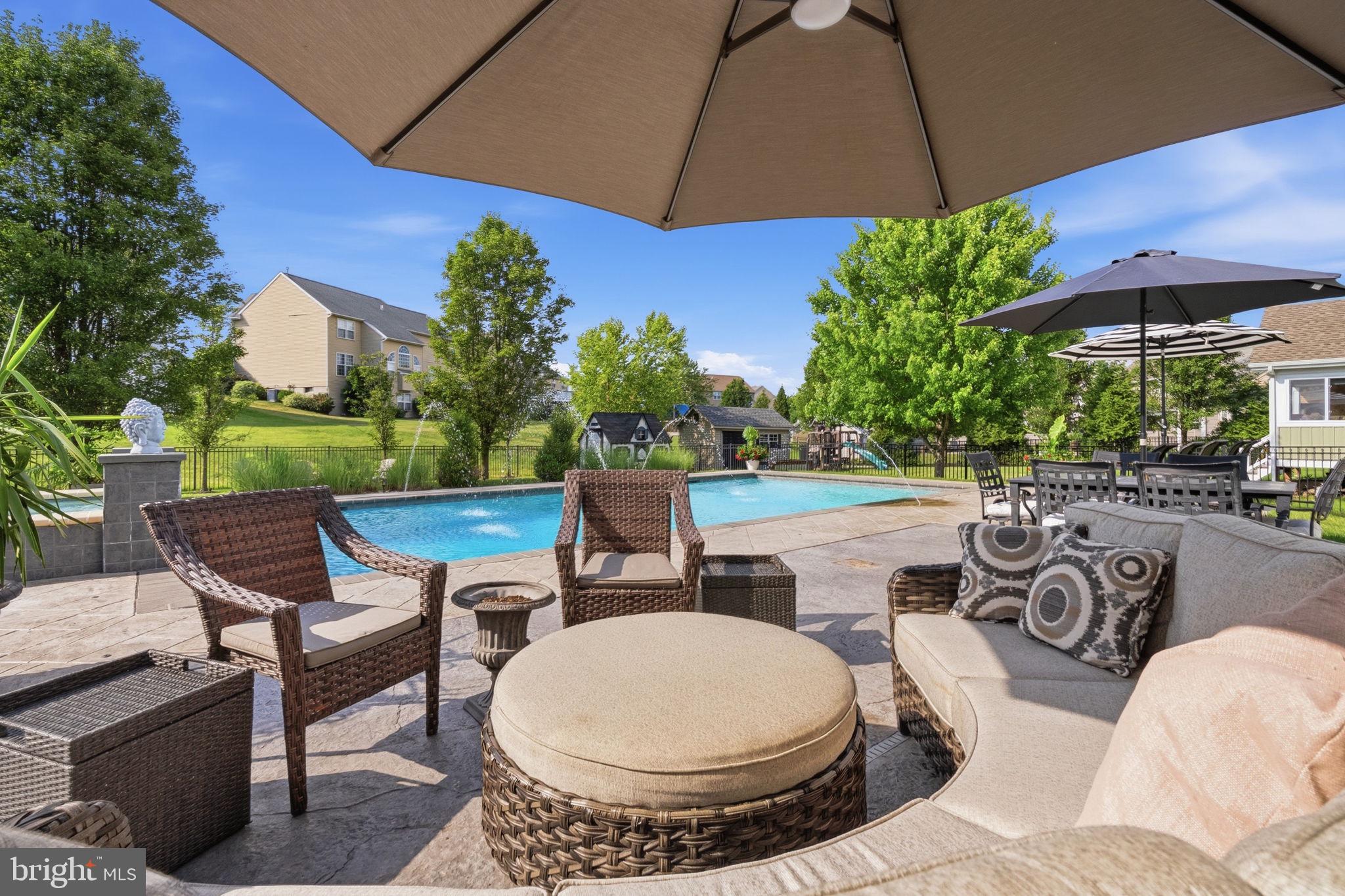 BELLA VISTA - Residential
