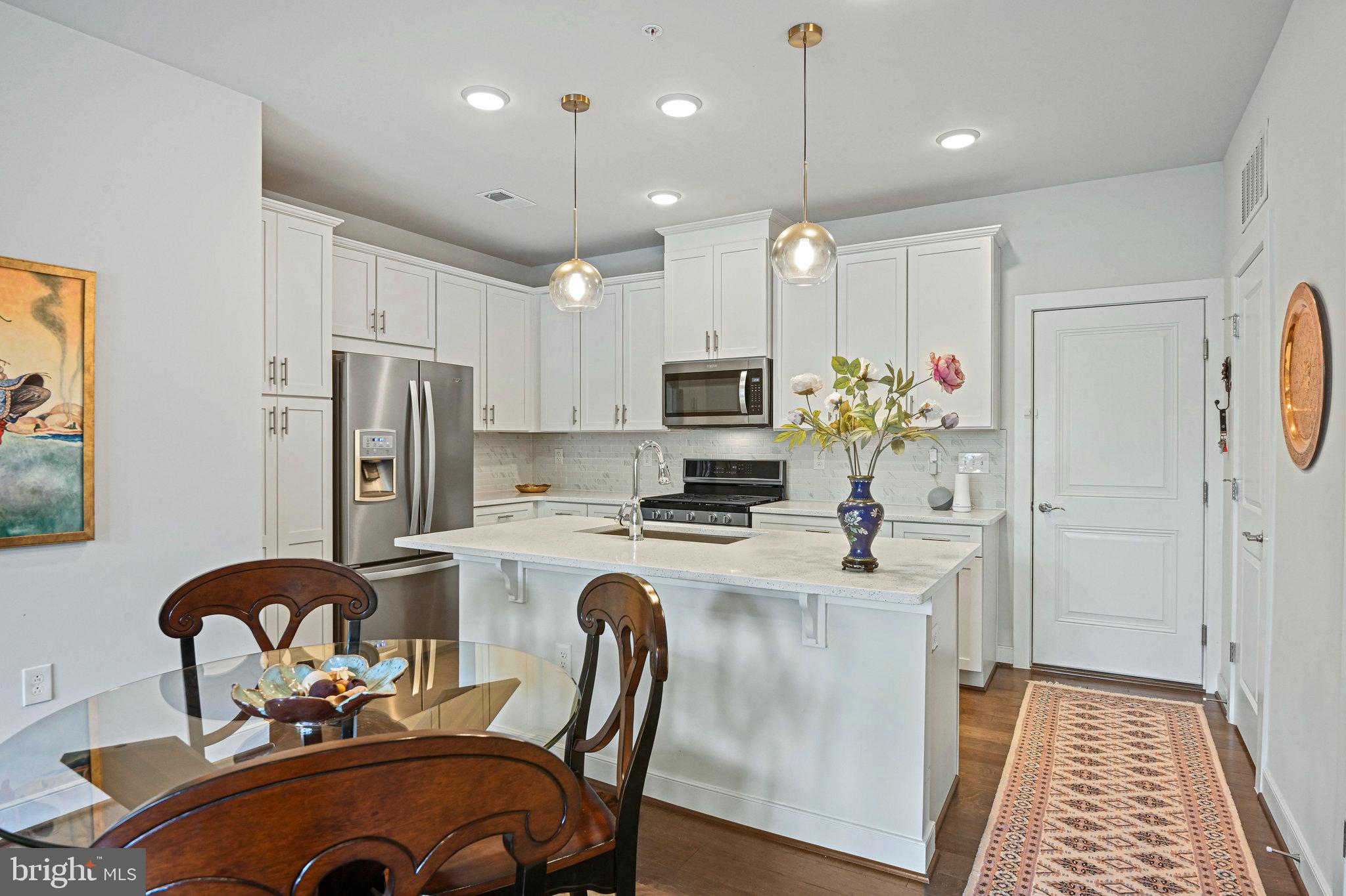 METROPARK AT ARROWBROOK - Residential