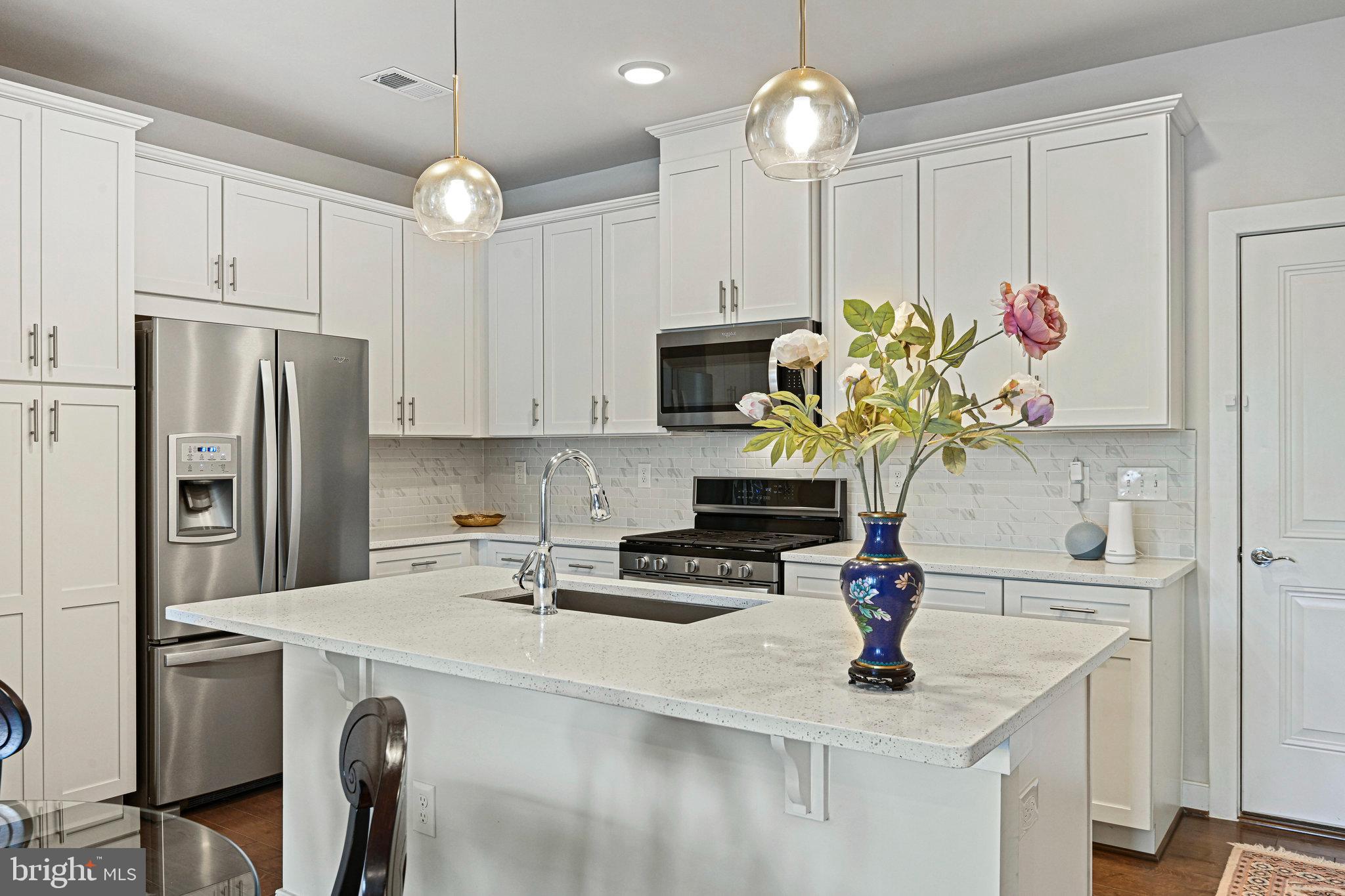 METROPARK AT ARROWBROOK - Residential