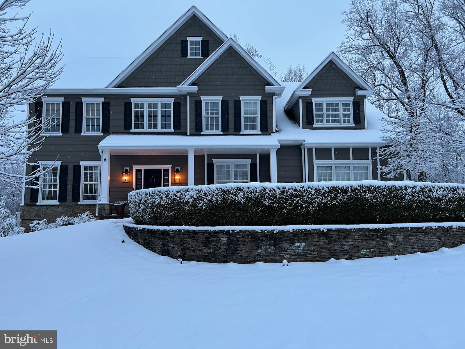 EST AT MILL CREEK - Residential