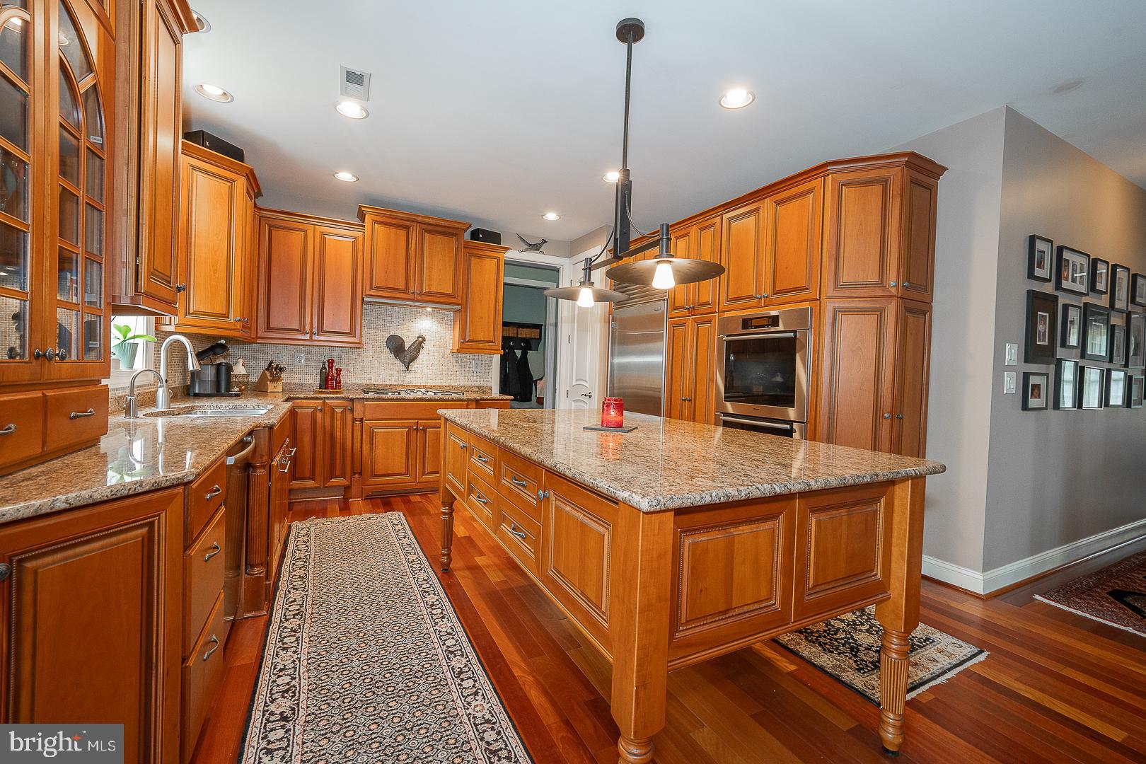 EST AT MILL CREEK - Residential