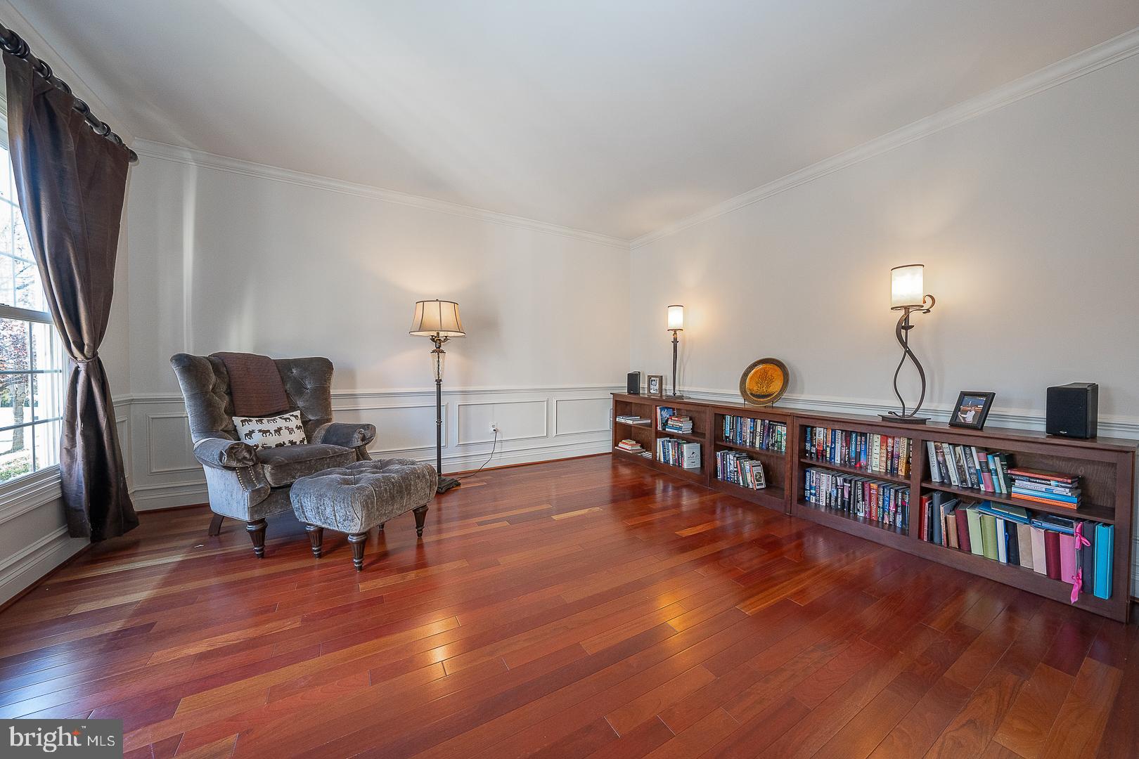 EST AT MILL CREEK - Residential