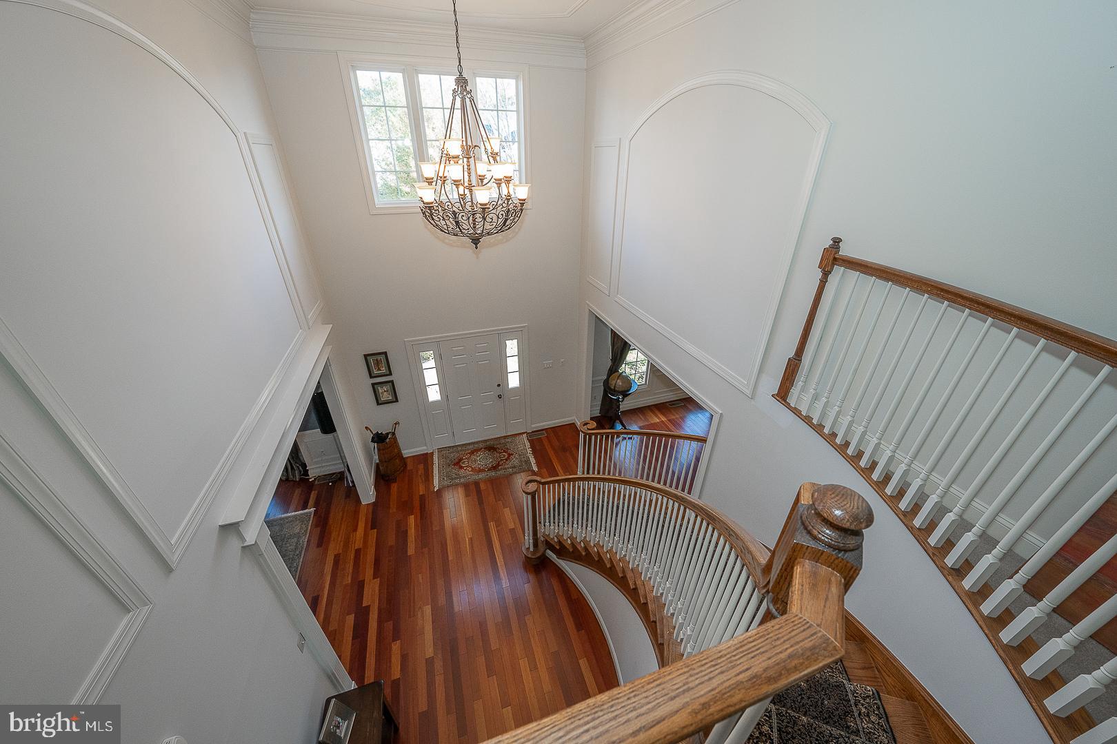 EST AT MILL CREEK - Residential