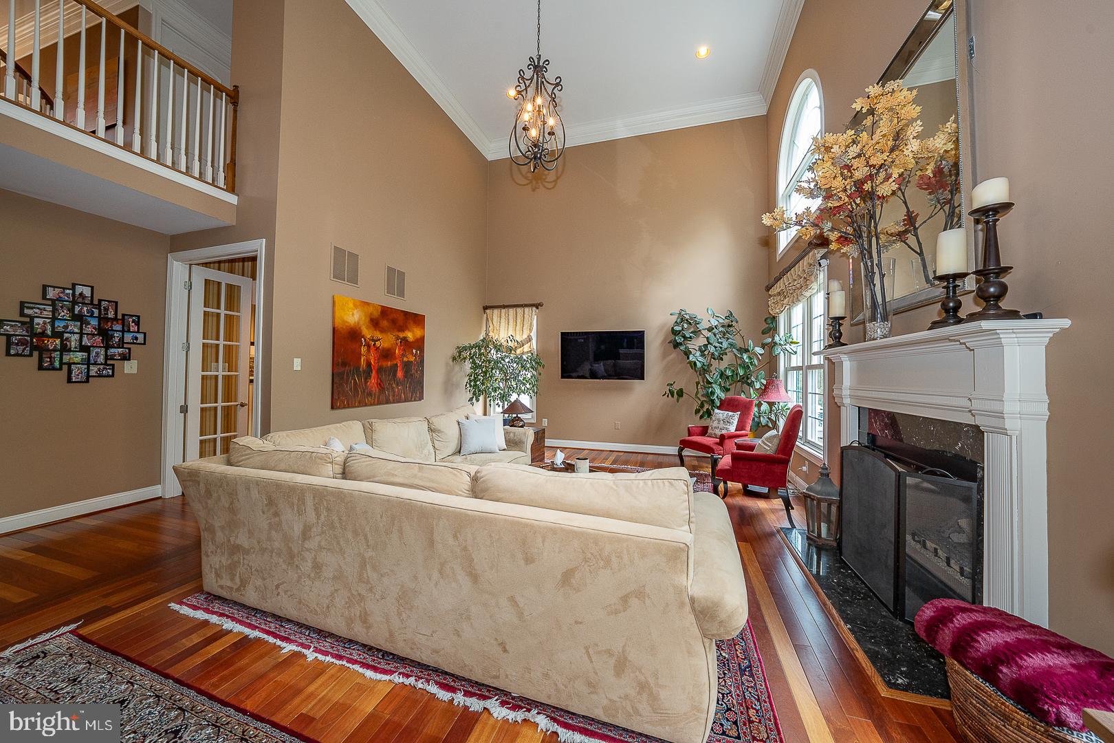 EST AT MILL CREEK - Residential