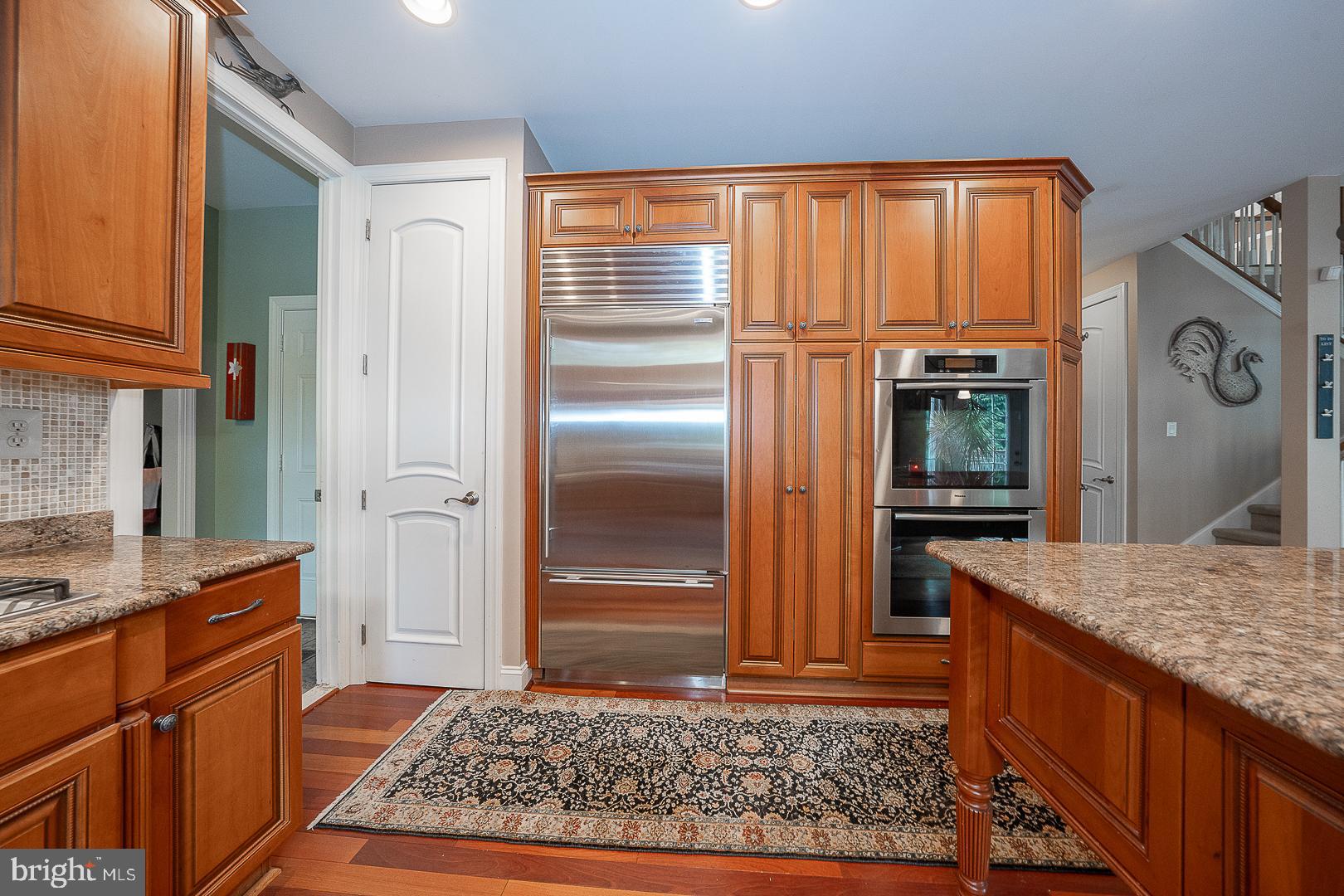 EST AT MILL CREEK - Residential