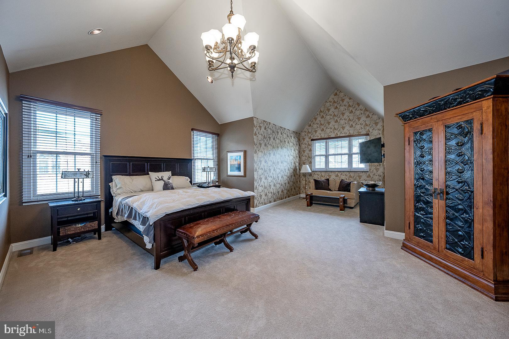 EST AT MILL CREEK - Residential