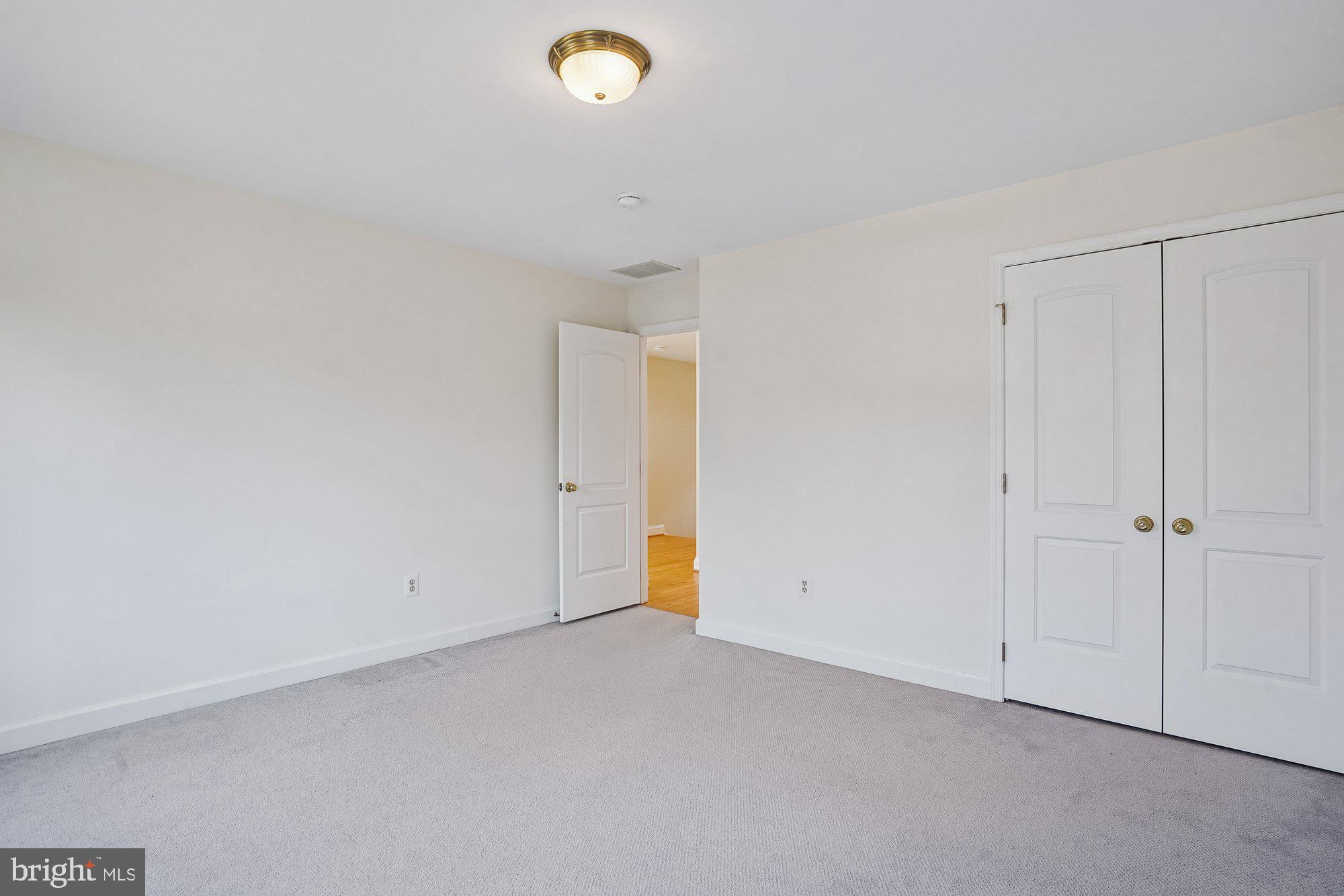 WEST BETHESDA PARK - Residential