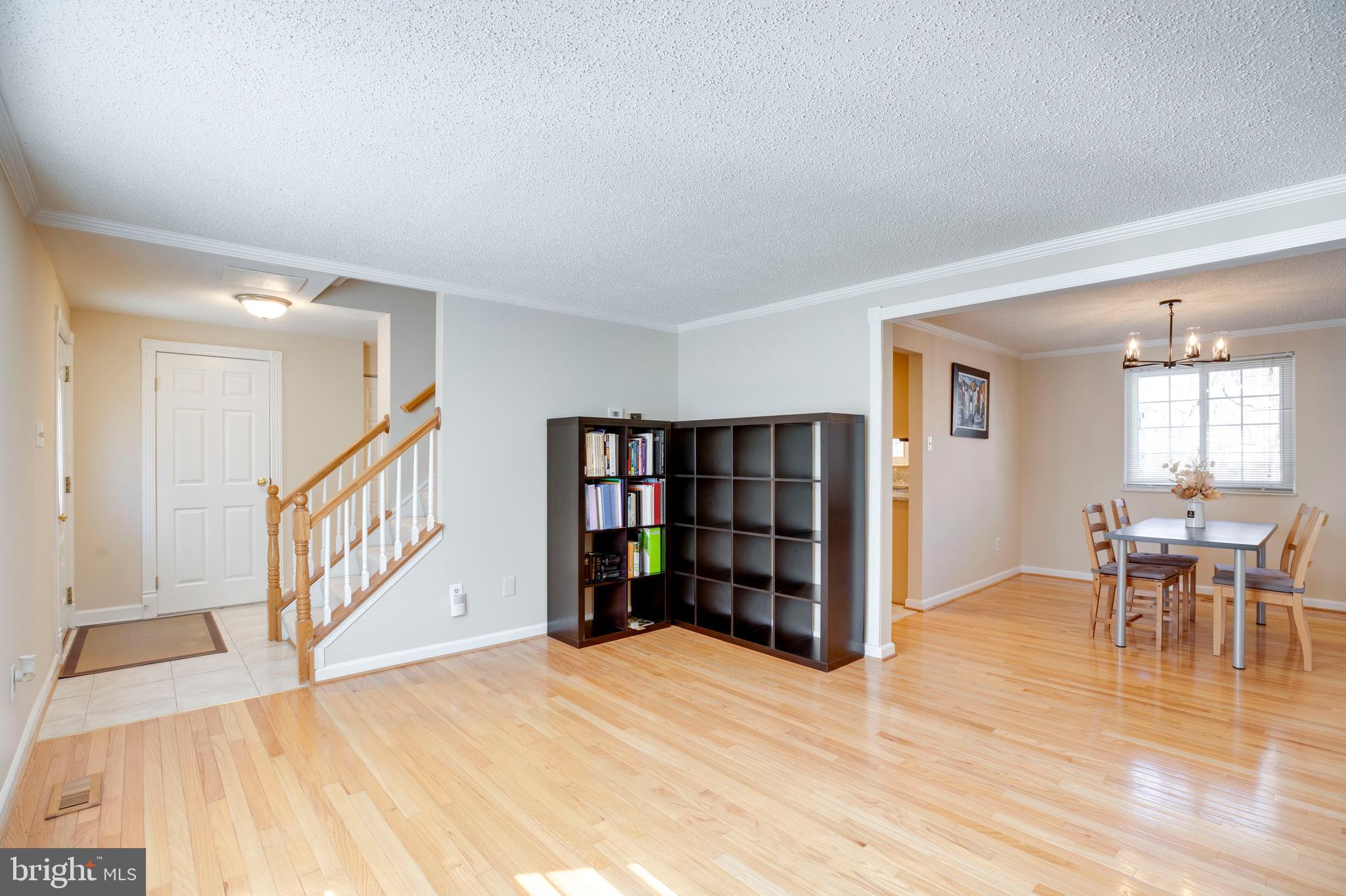 BURKE CENTRE - Residential