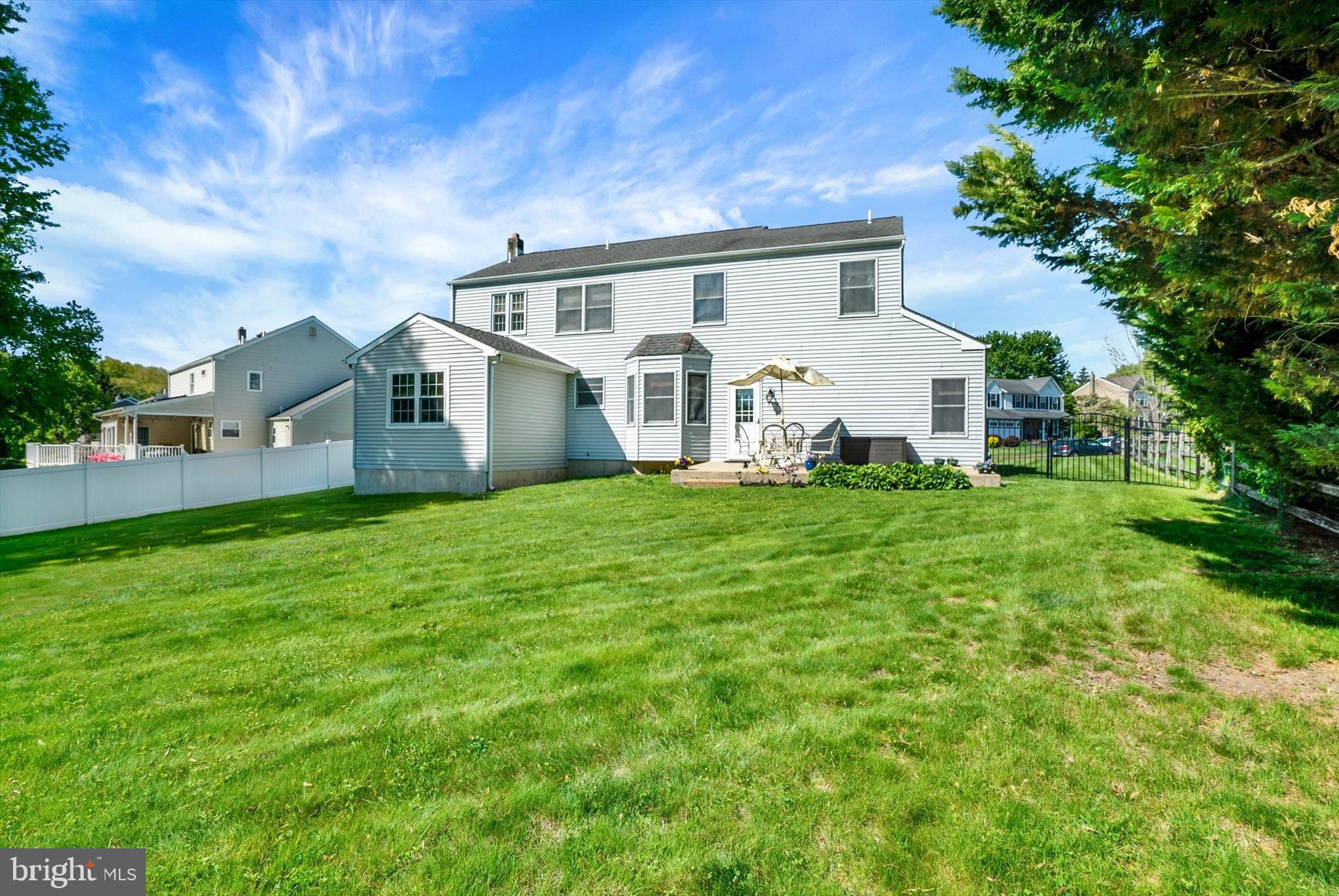 SPRINGBROOK - Residential