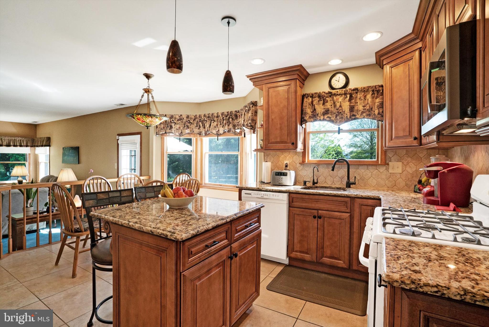 SPRINGBROOK - Residential