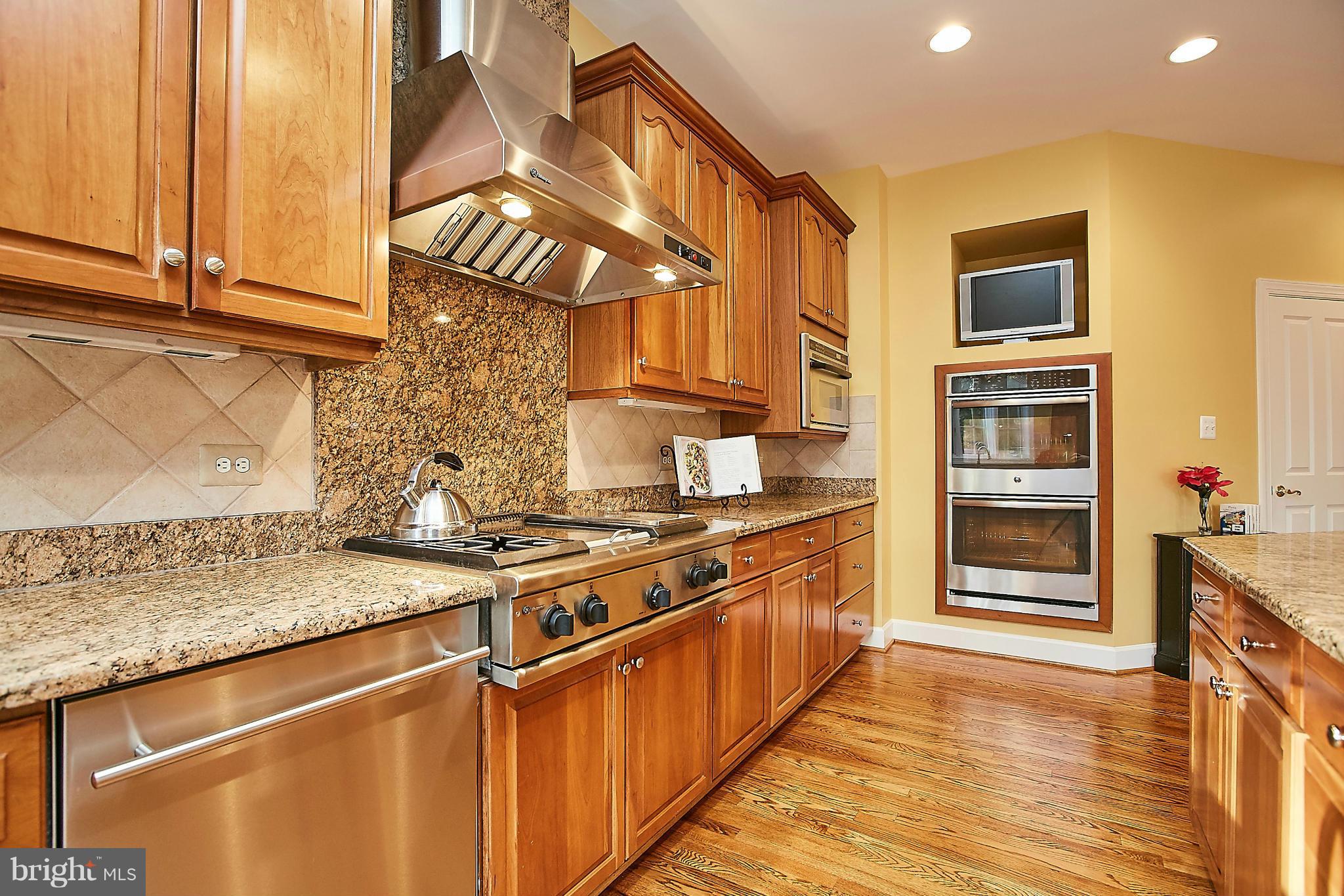 ESTATES AT LONGWOOD - Residential