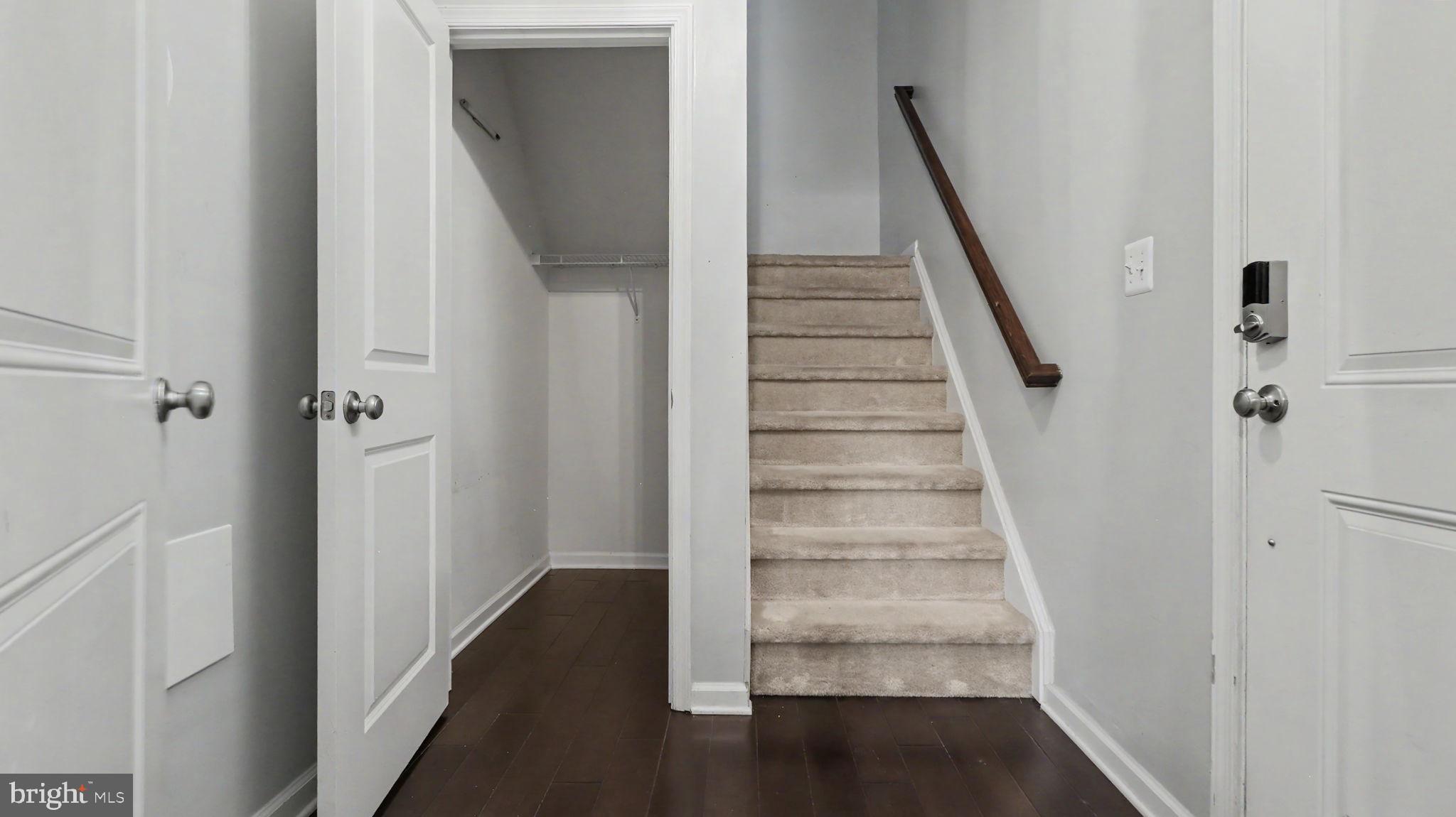 RIDGES AT LOUDOUN VALLEY - Residential