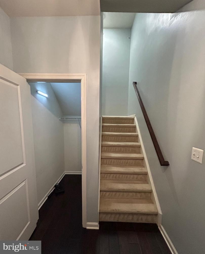 RIDGES AT LOUDOUN VALLEY - Residential