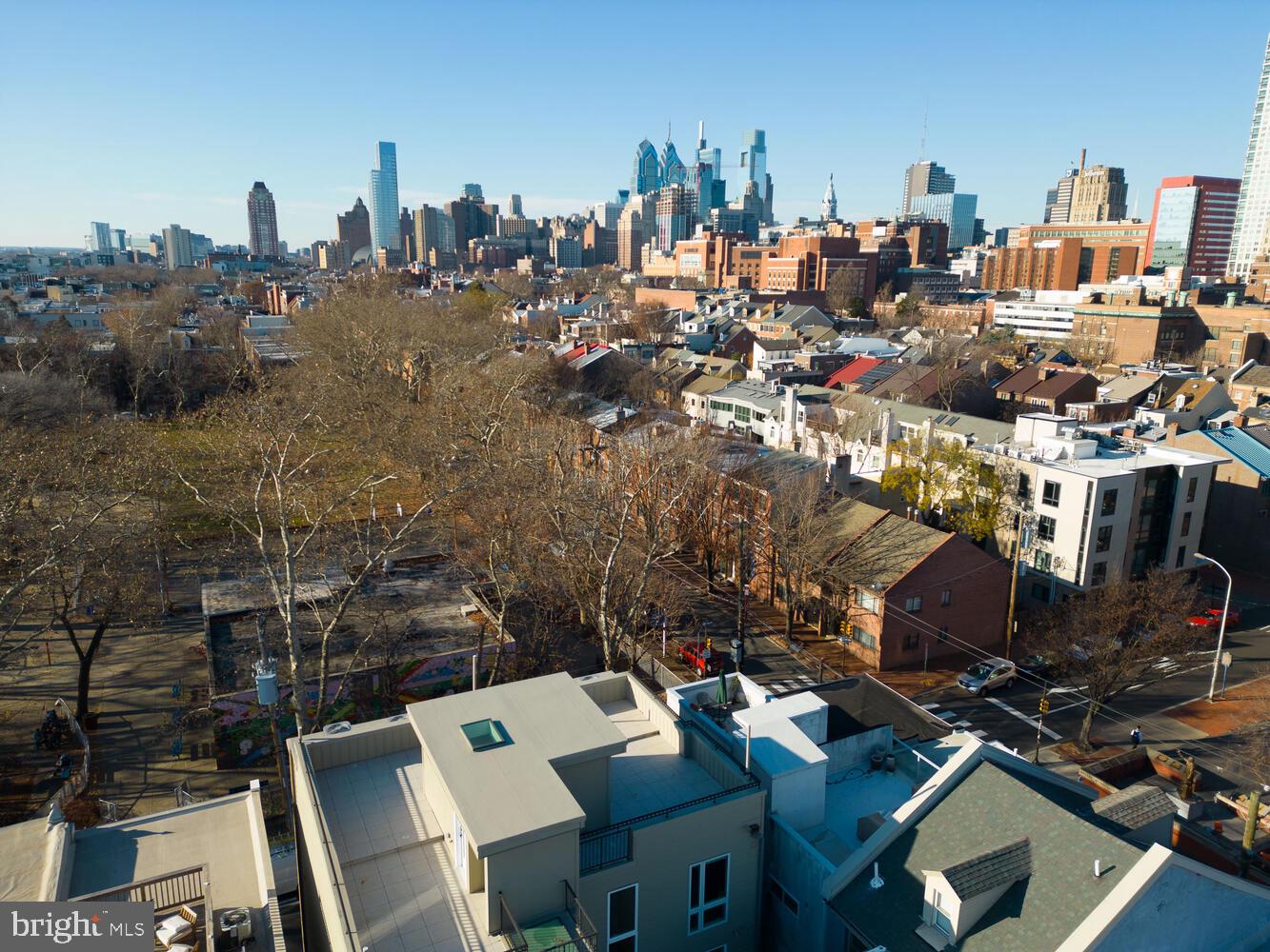 SOCIETY HILL - Residential