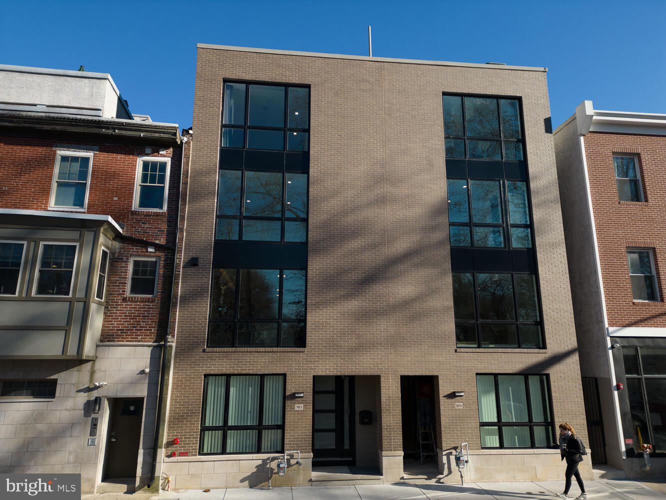 SOCIETY HILL - Residential