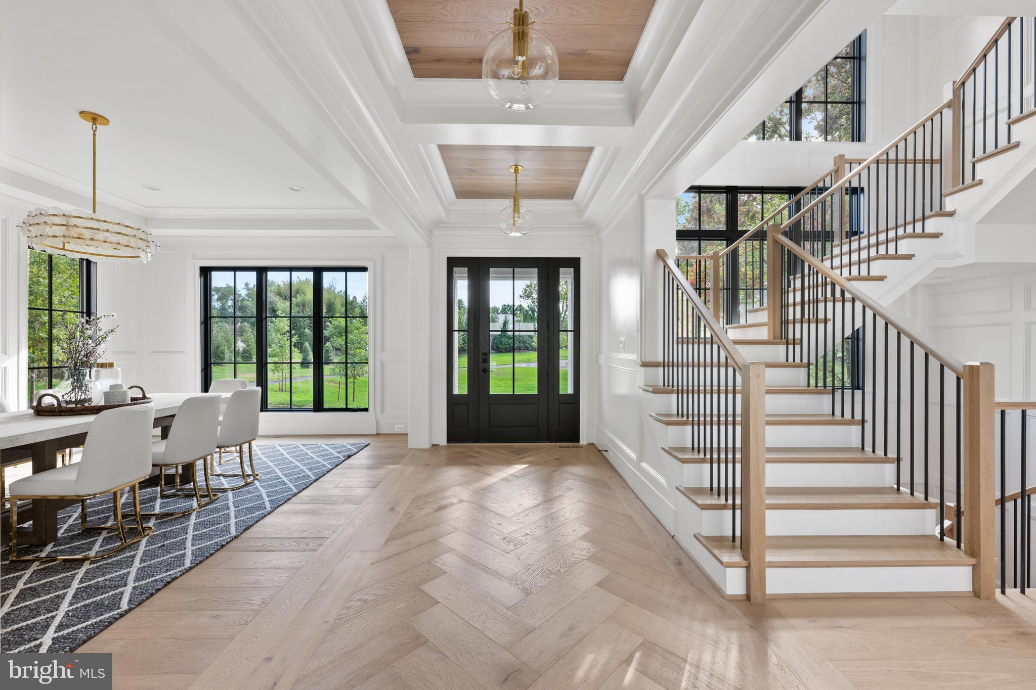 CLEARVIEW MANOR - Residential