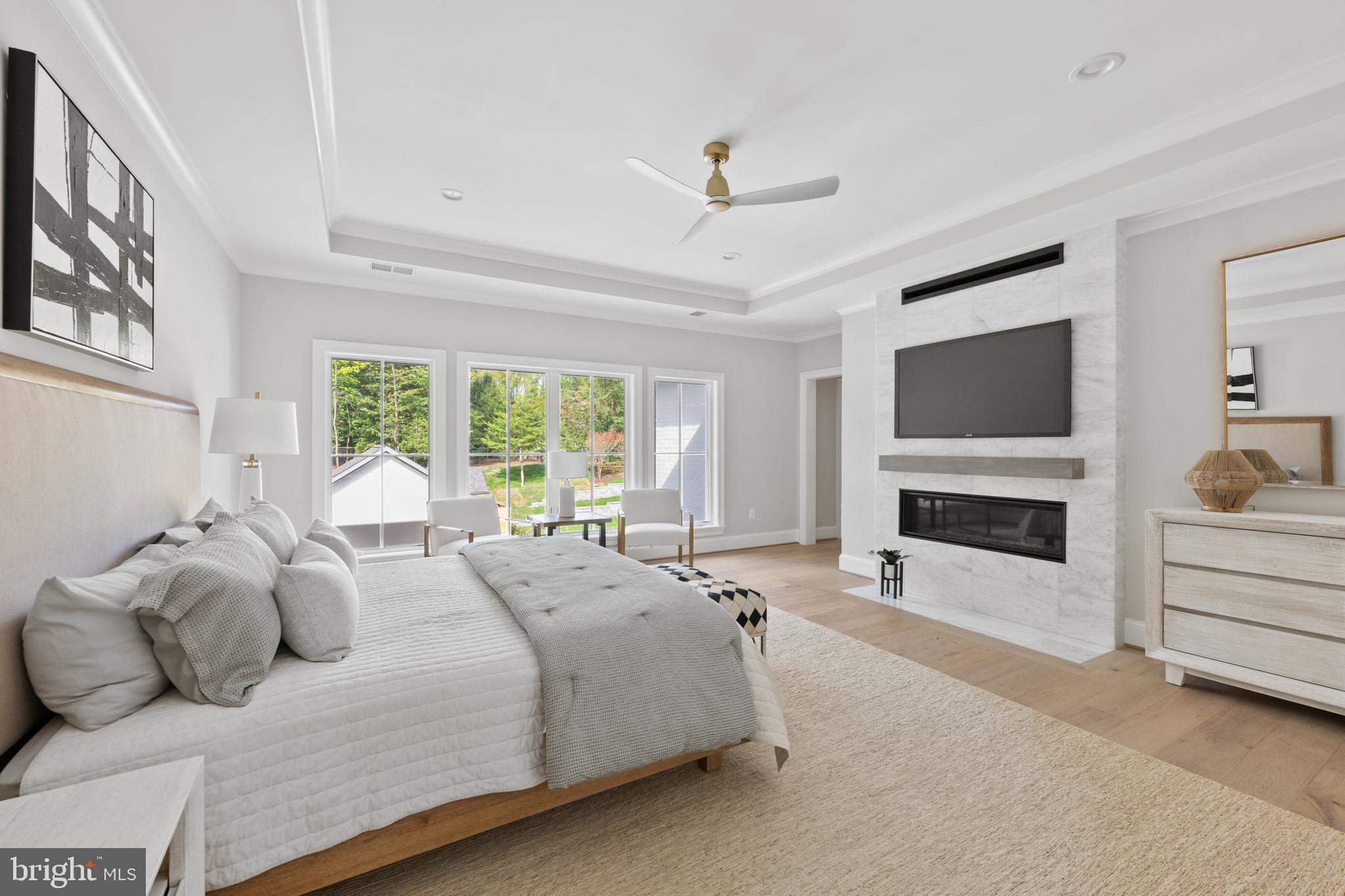 CLEARVIEW MANOR - Residential