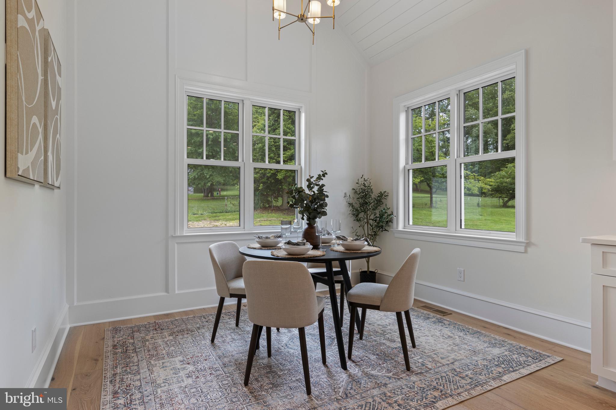NEWTOWN SQ - Residential