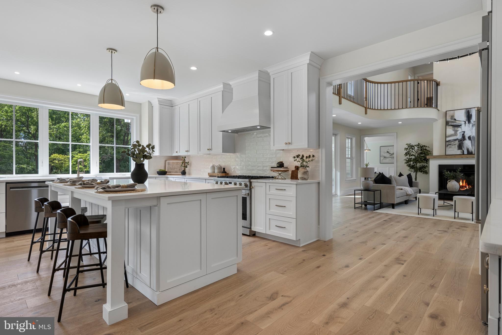 NEWTOWN SQ - Residential
