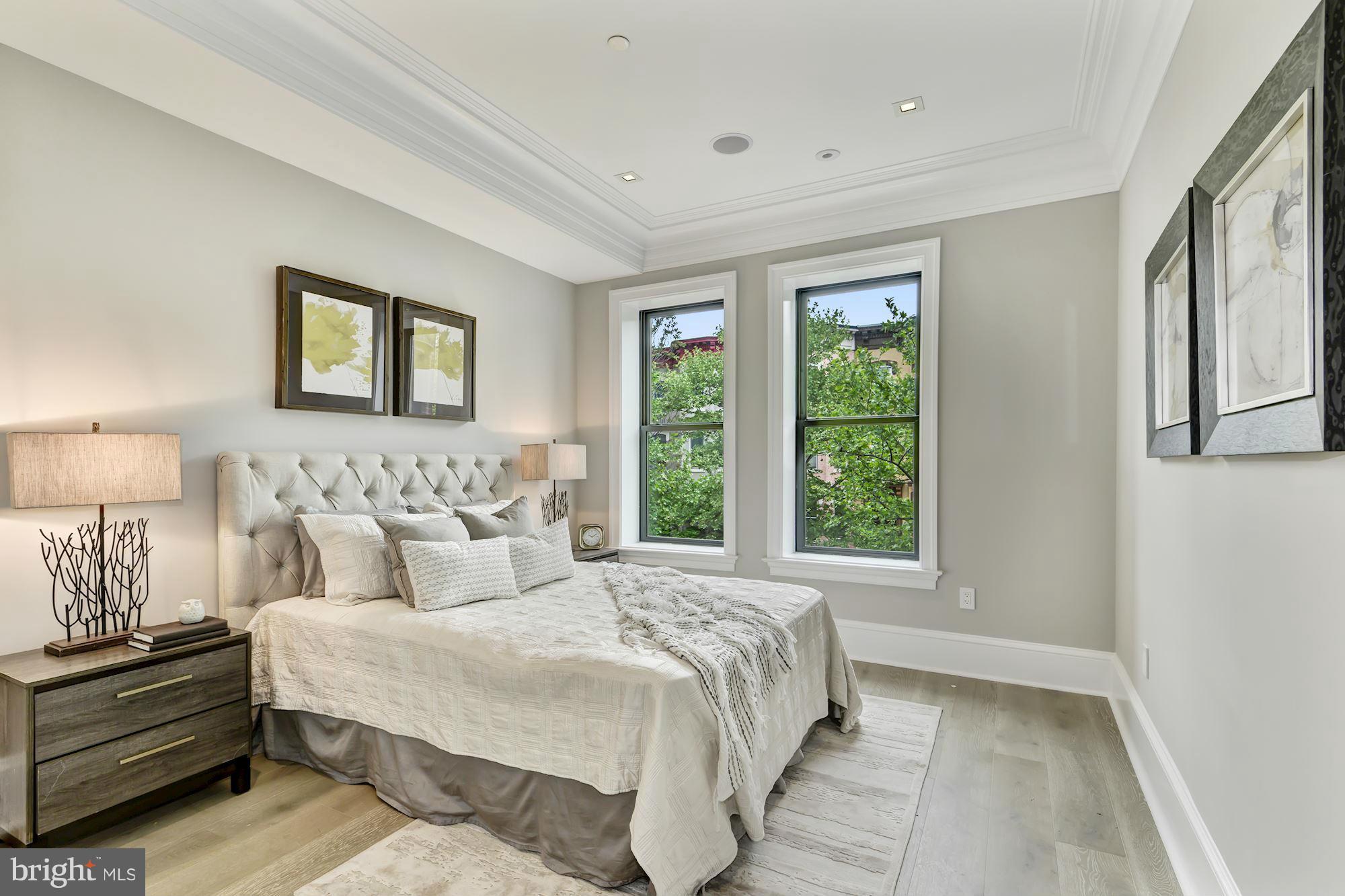 LOGAN CIRCLE - Residential