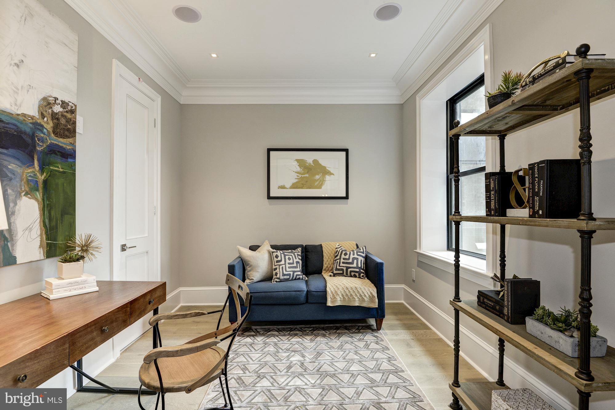 LOGAN CIRCLE - Residential